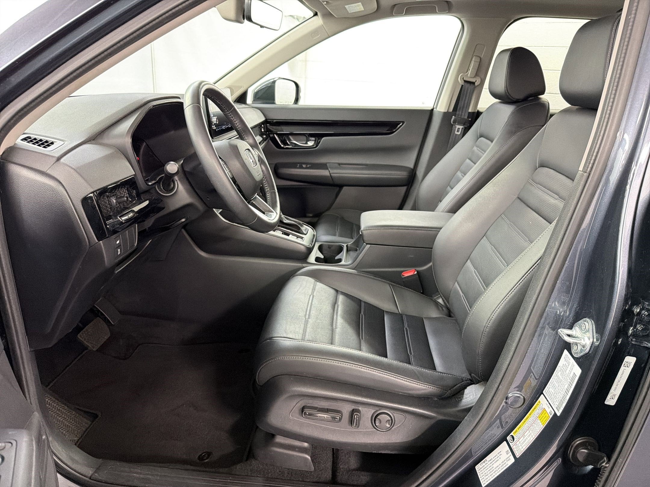 2025 Honda CR-V EX-L photo 4