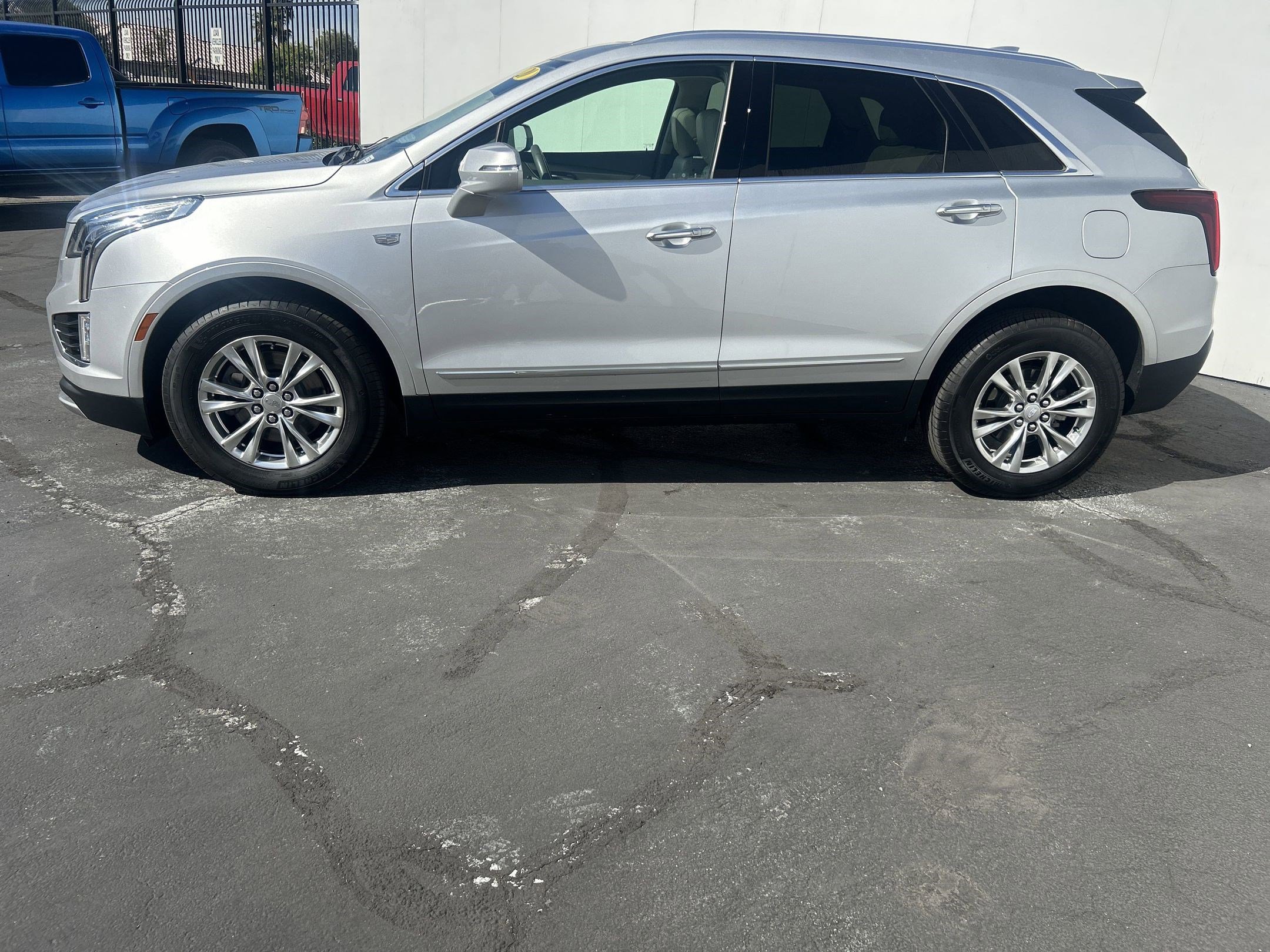 2020 Cadillac XT5 Premium Luxury photo 2