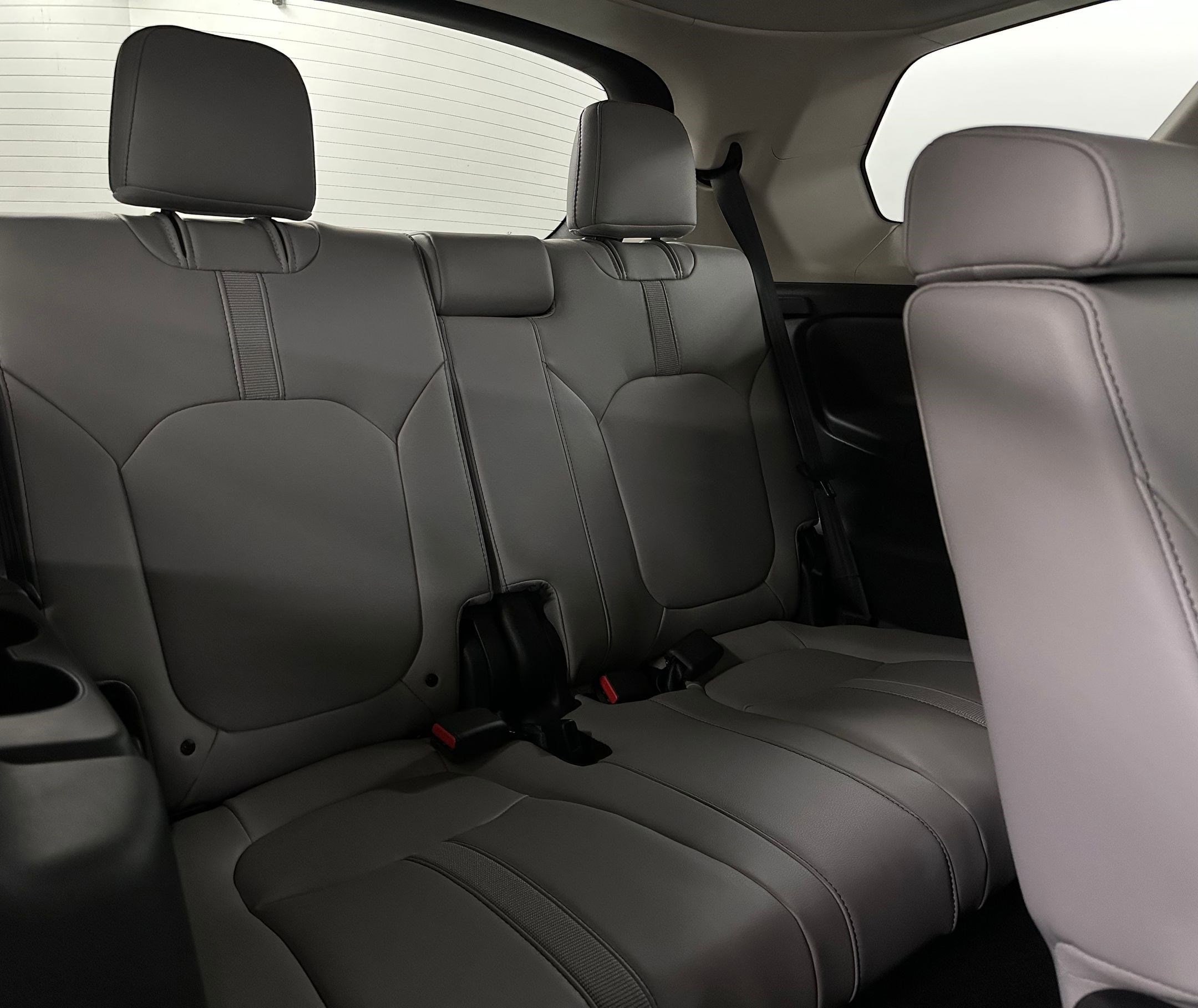 2025 Honda Pilot EX-L - Photo 32