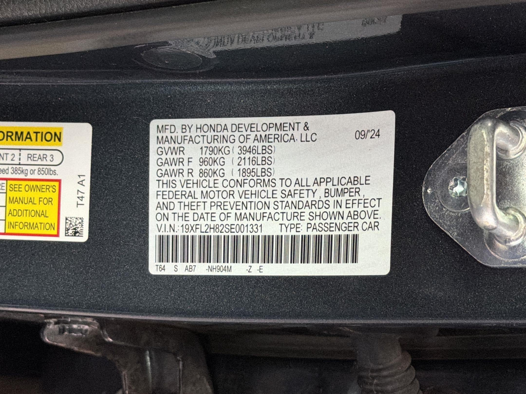 2025 Honda Civic Hatchback Sport - Photo 25