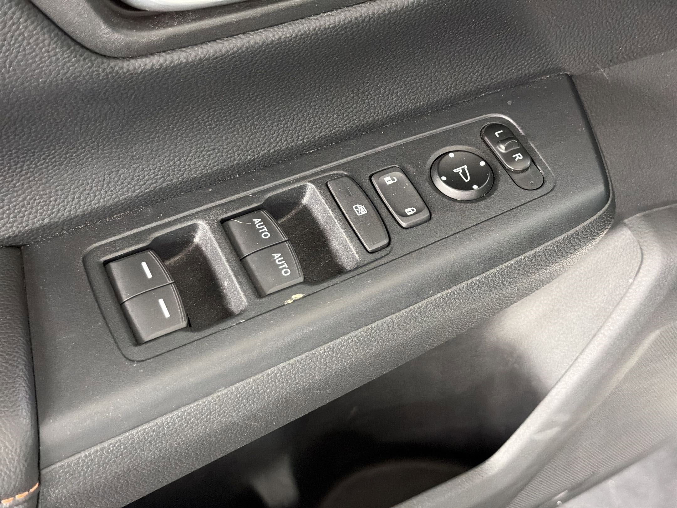 2023 Honda CR-V Sport - Photo 13