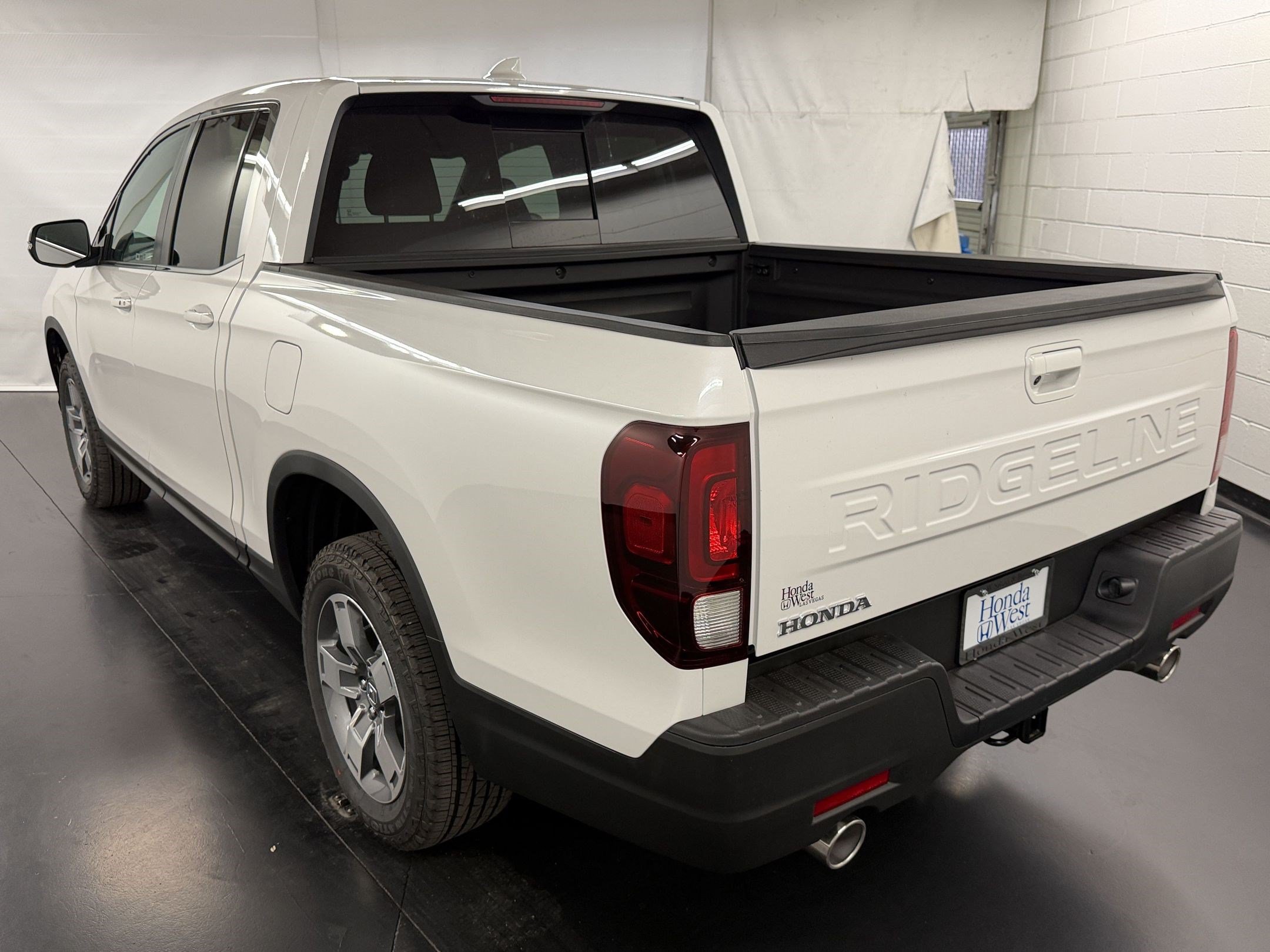 New 2026 Honda Ridgeline RTL Truck Crew Cab