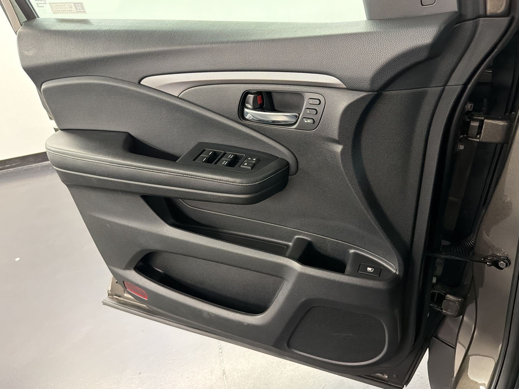 2021 Honda Ridgeline RTL - Photo 14