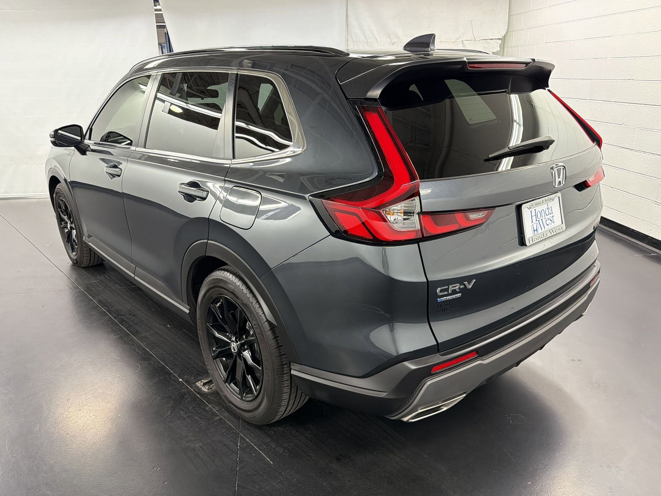 2024 Honda CR-V Hybrid Sport photo 2