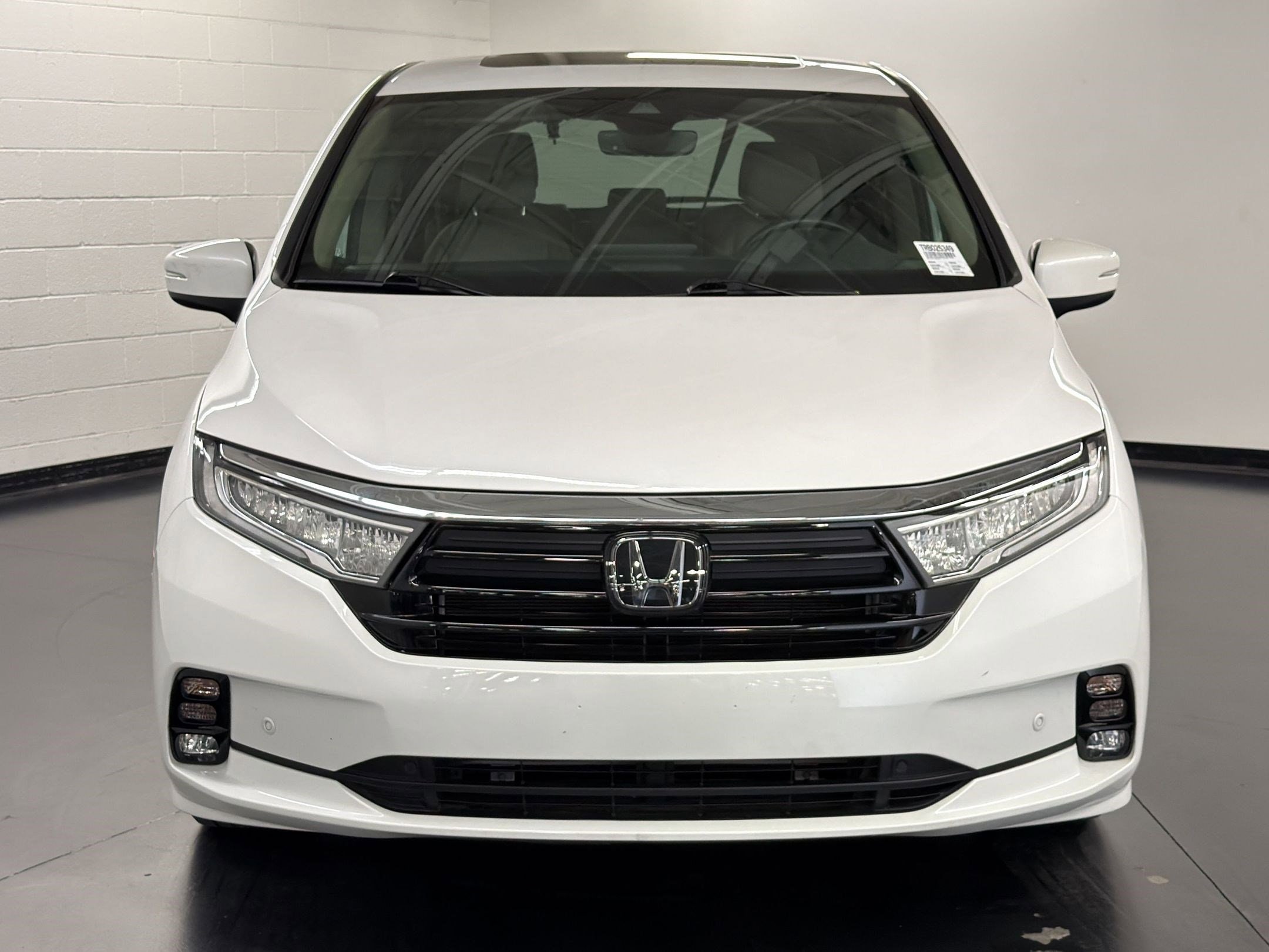 2024 Honda Odyssey Touring photo 5