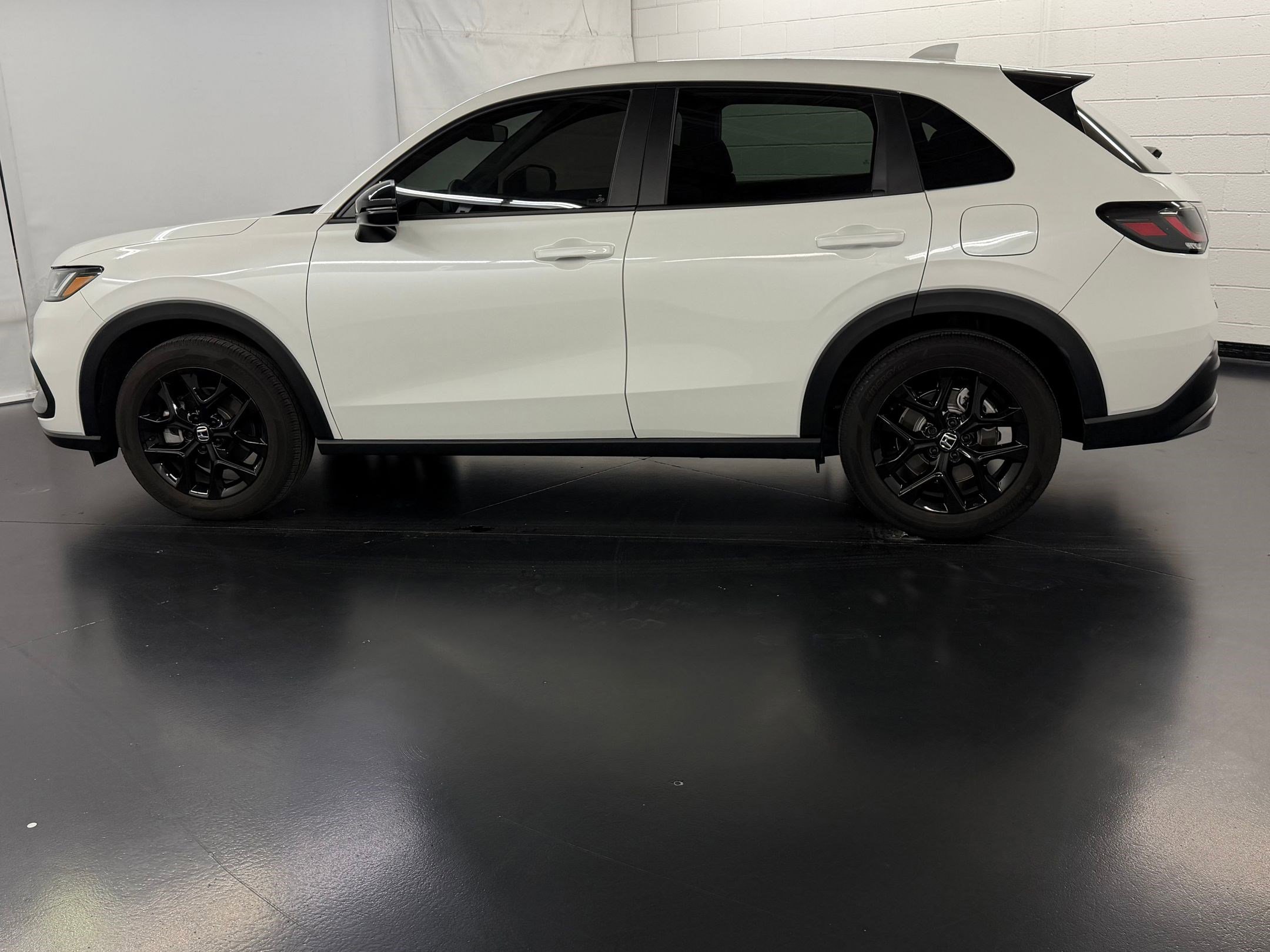 2024 Honda HR-V Sport photo 2