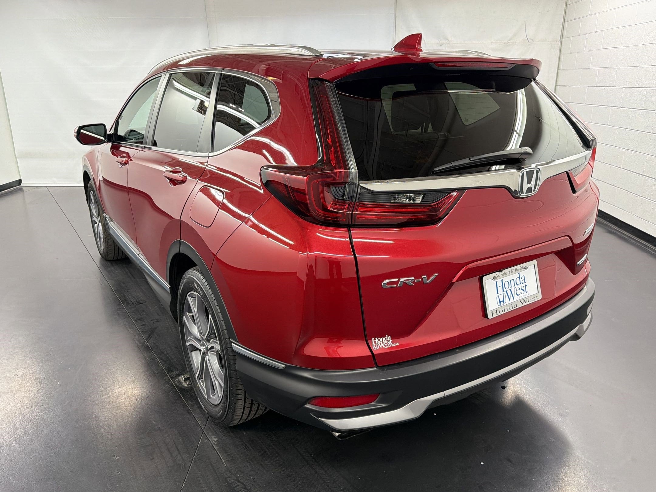 2020 Honda CR-V Touring photo 2