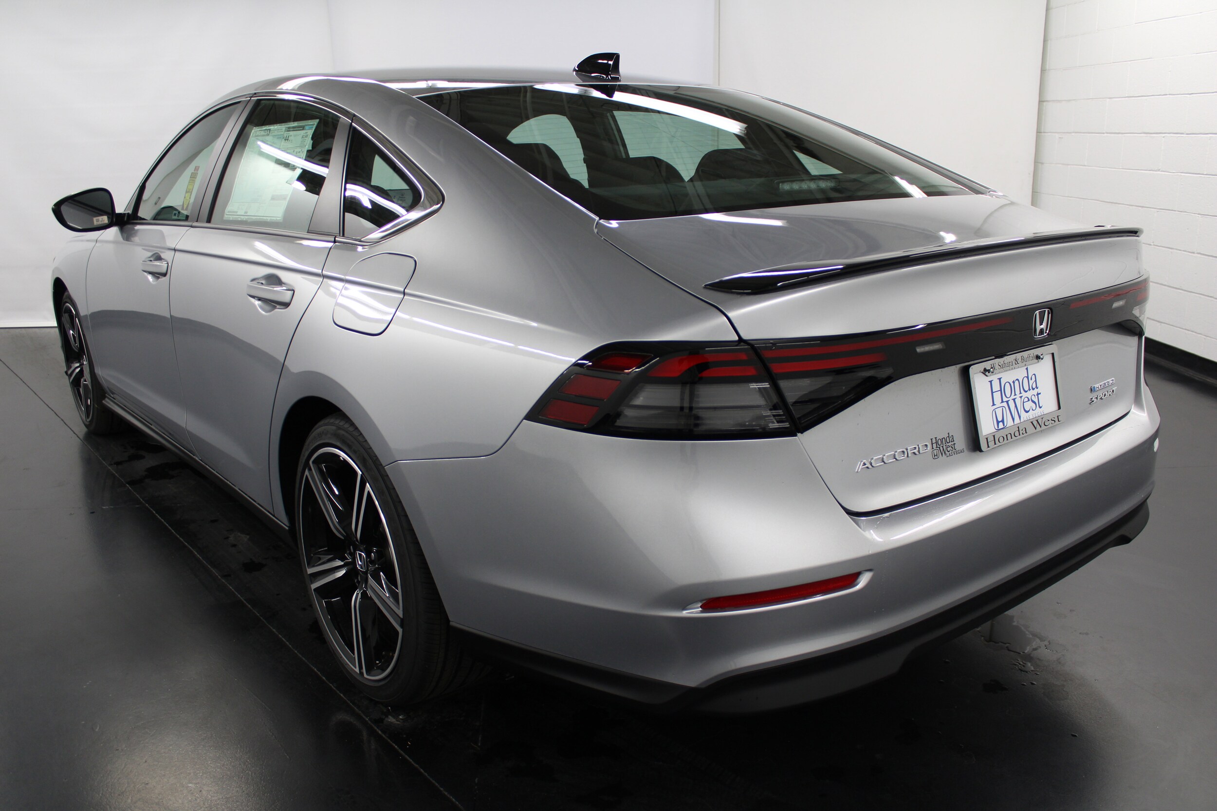 2025 Honda Accord Hybrid Sport photo 4