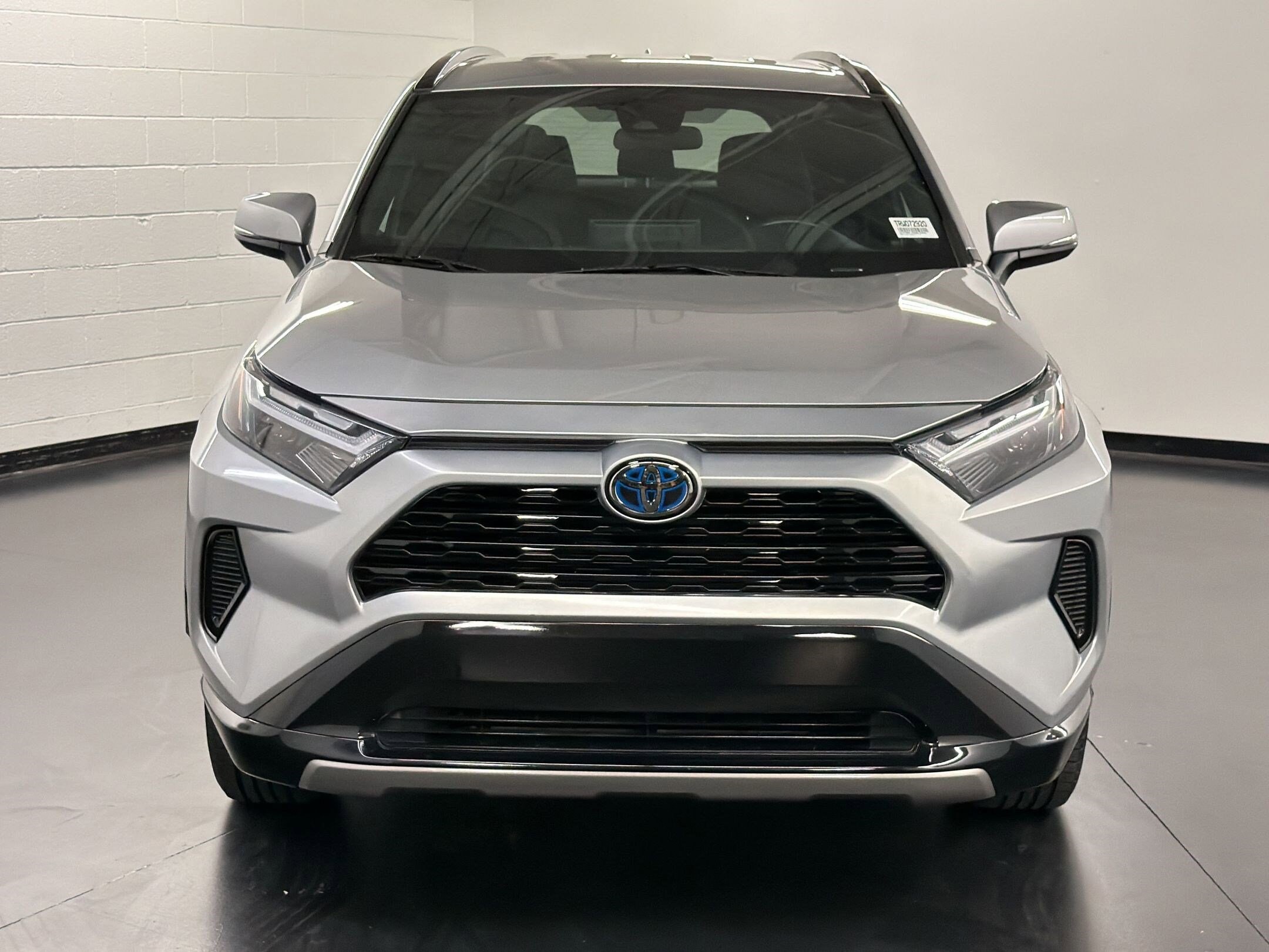 2024 Toyota RAV4 SE - Photo 6