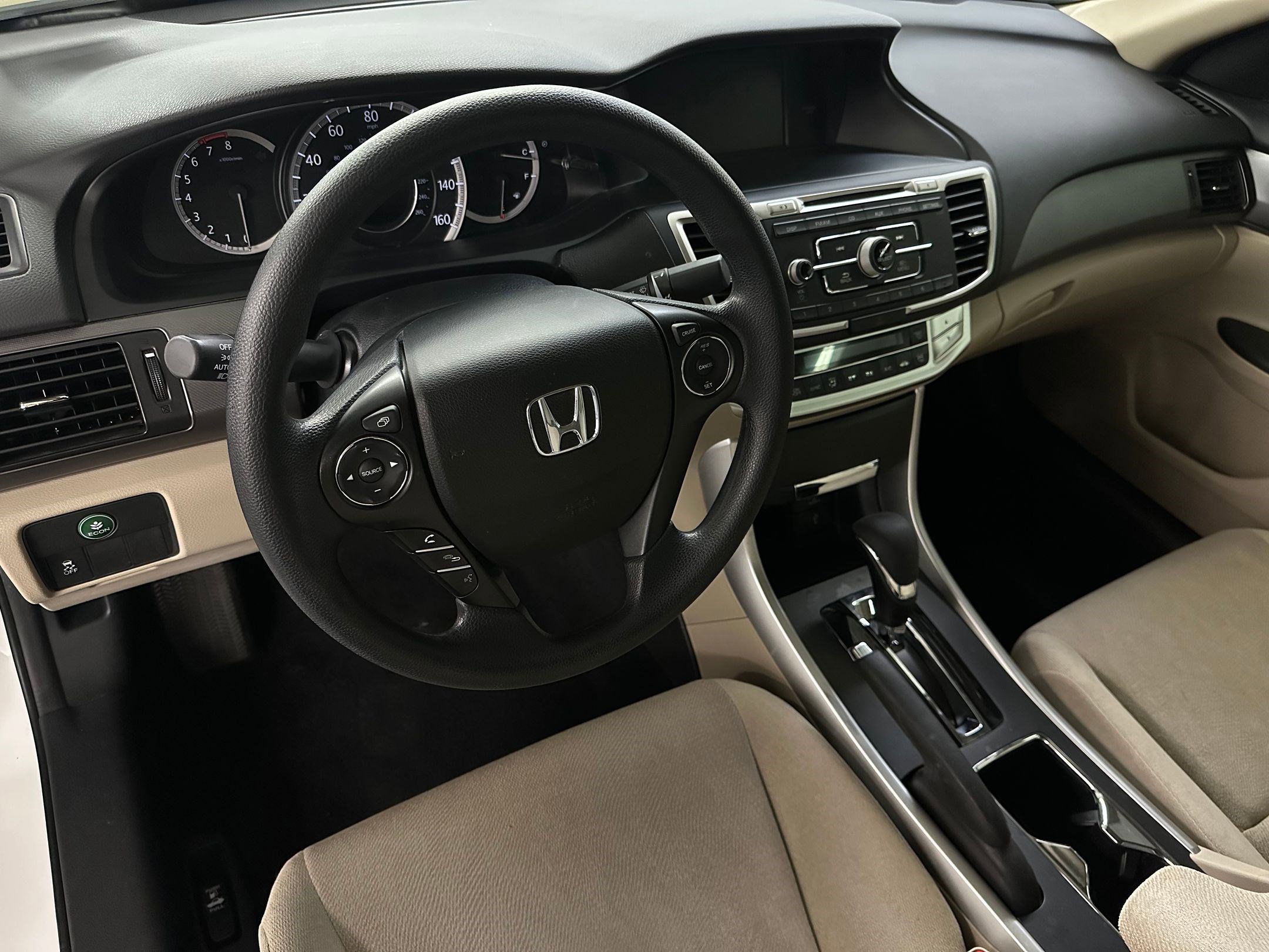 2013 Honda Accord LX photo 3