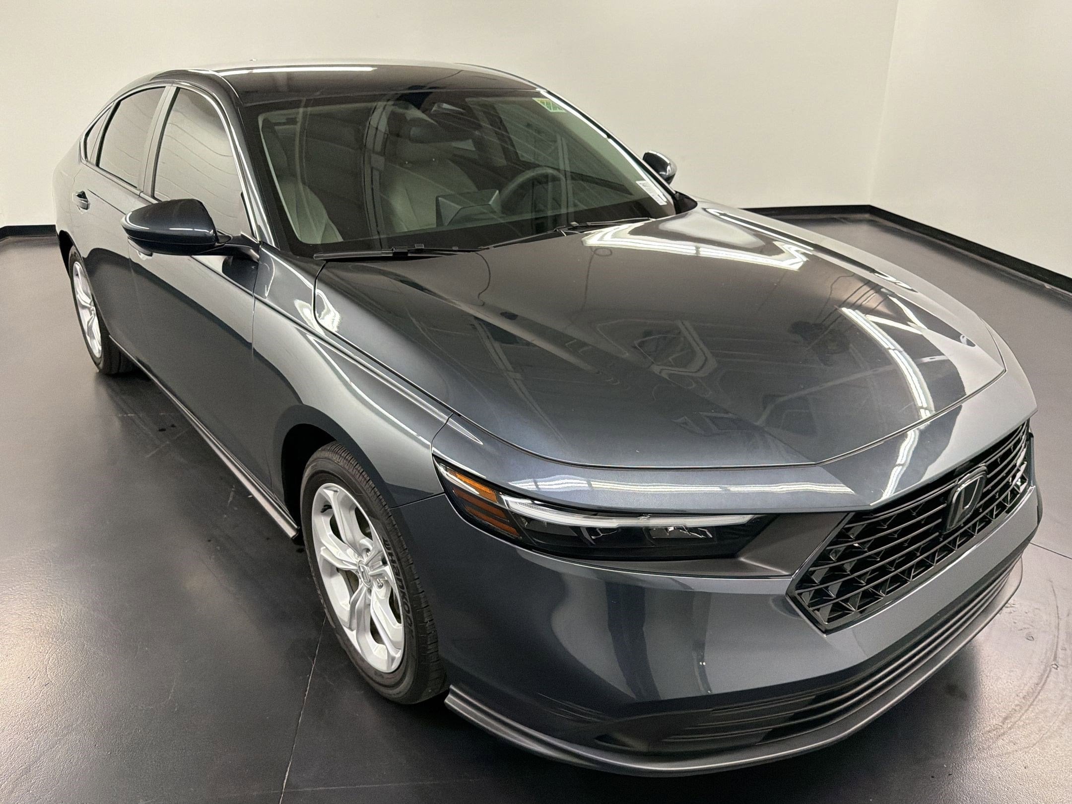 2024 Honda Accord LX - Photo 7