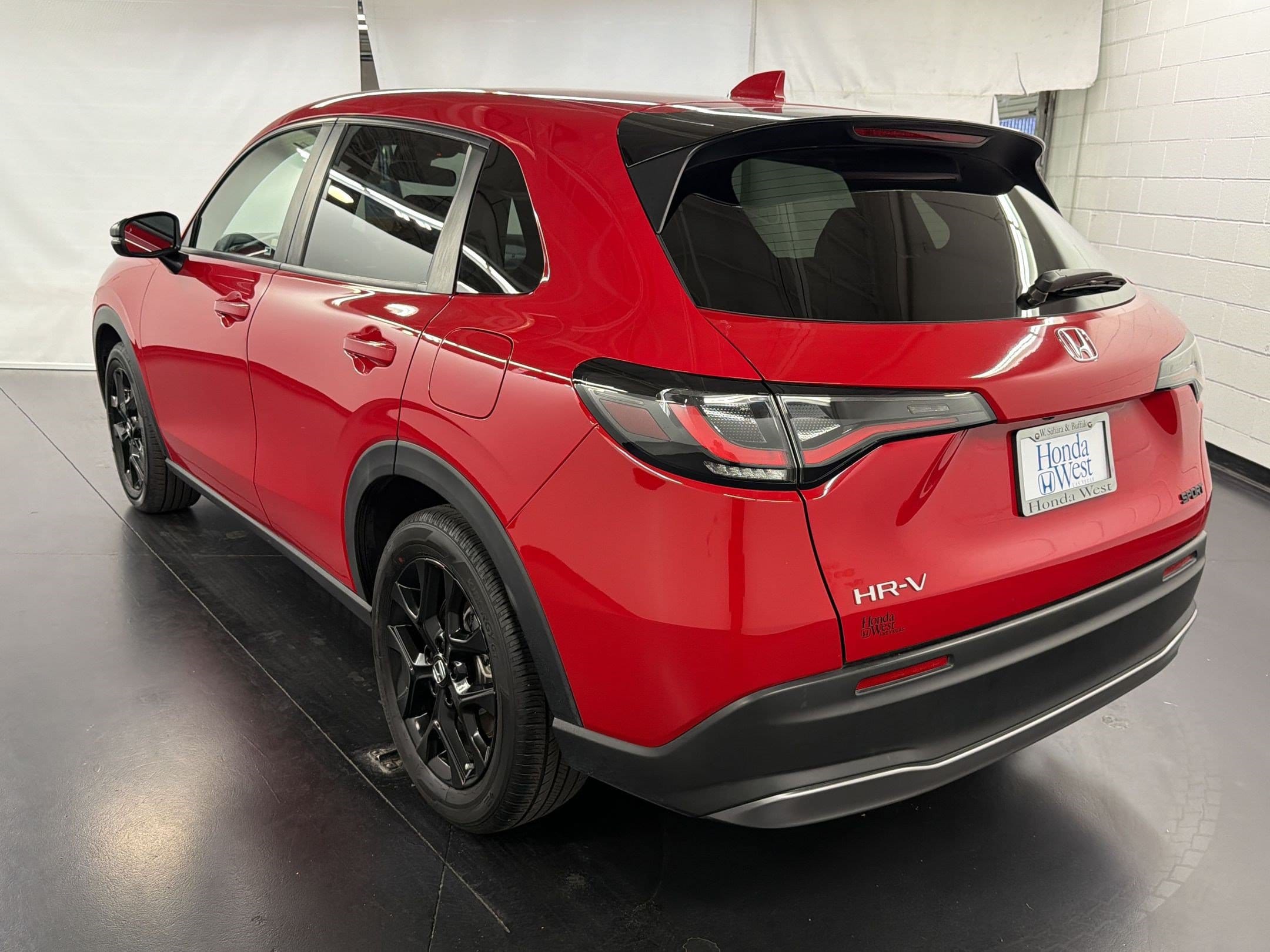2024 Honda HR-V Sport - Photo 3