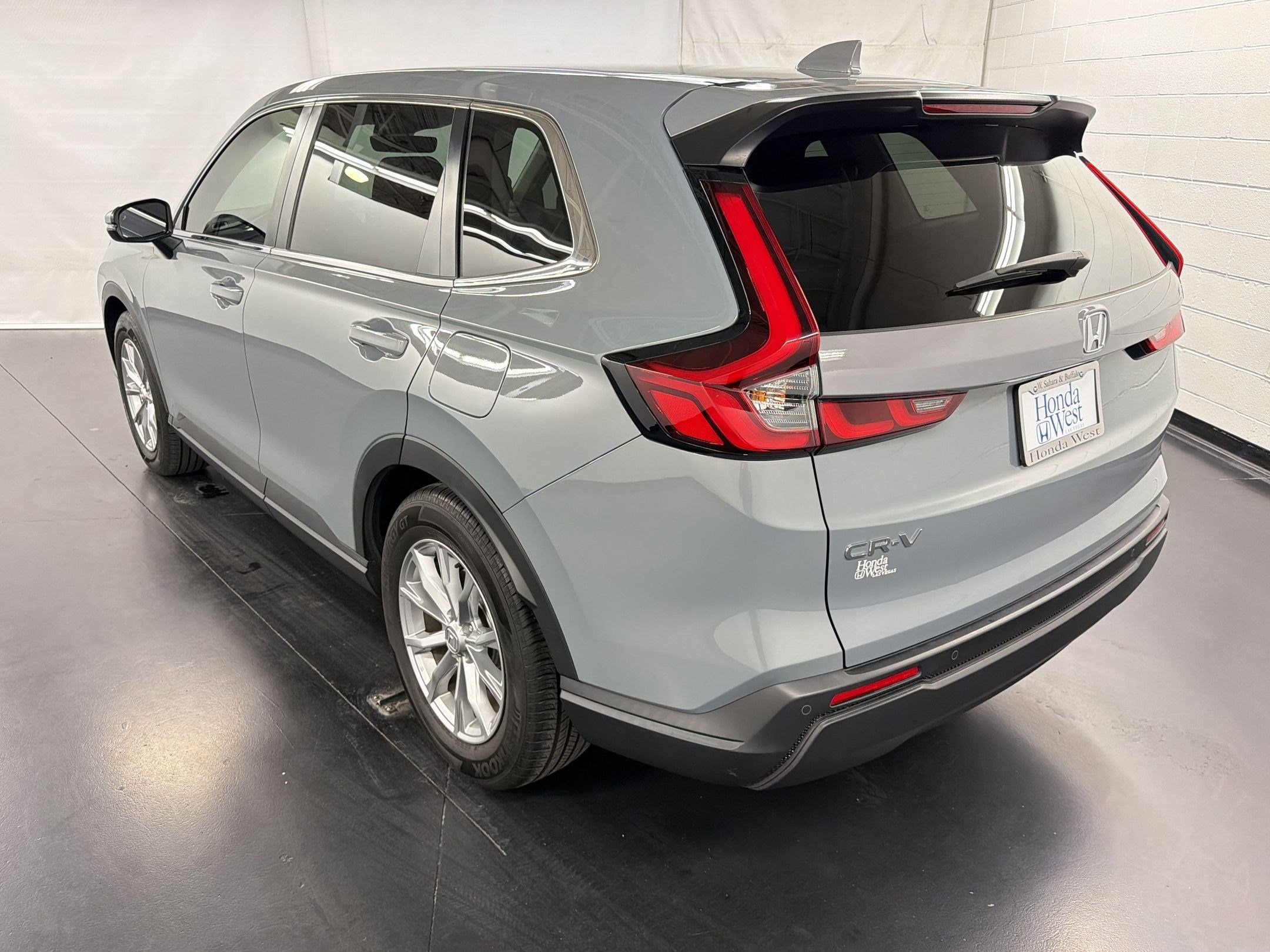 2023 Honda CR-V EX-L photo 2