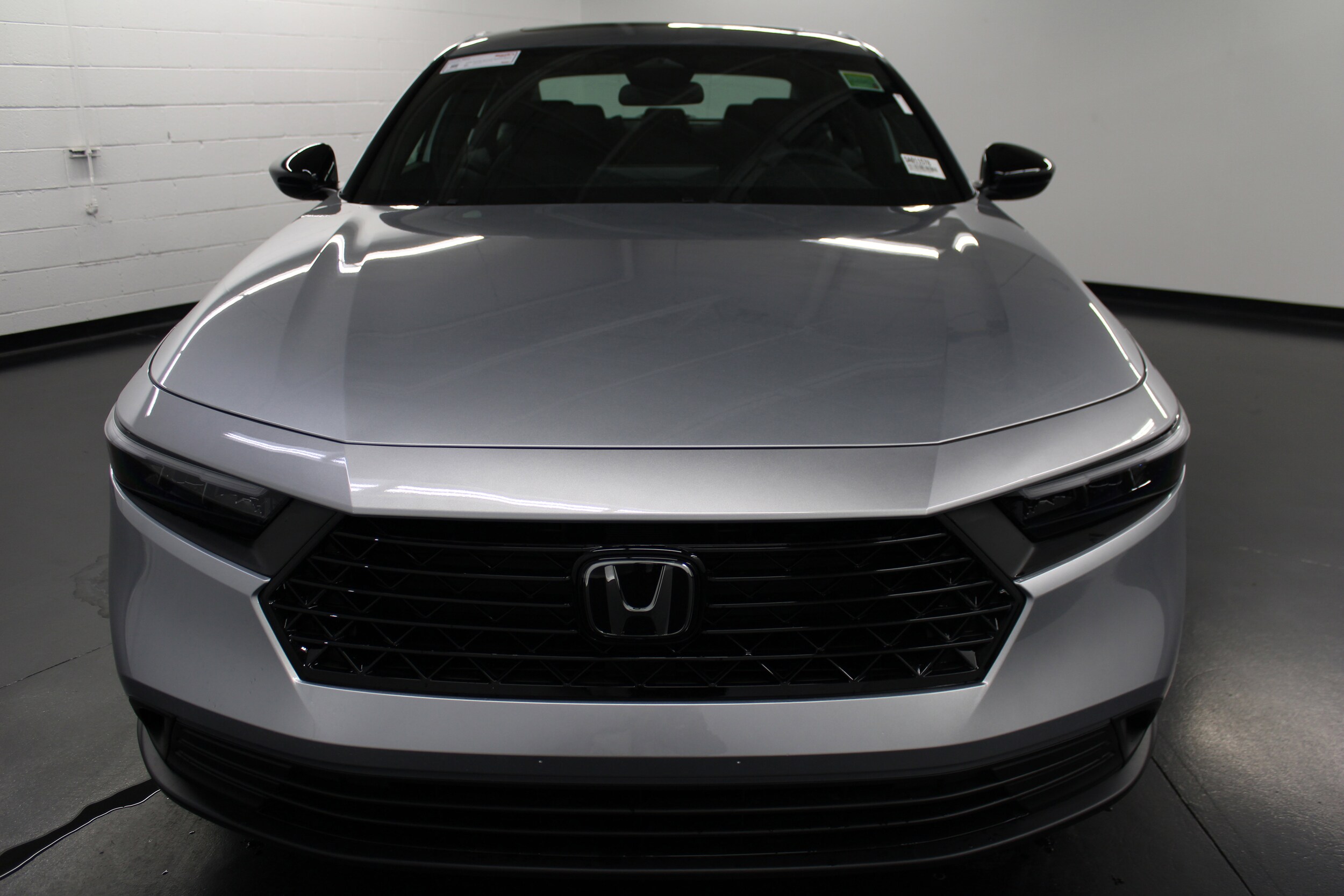 2025 Honda Accord Hybrid Sport photo 2