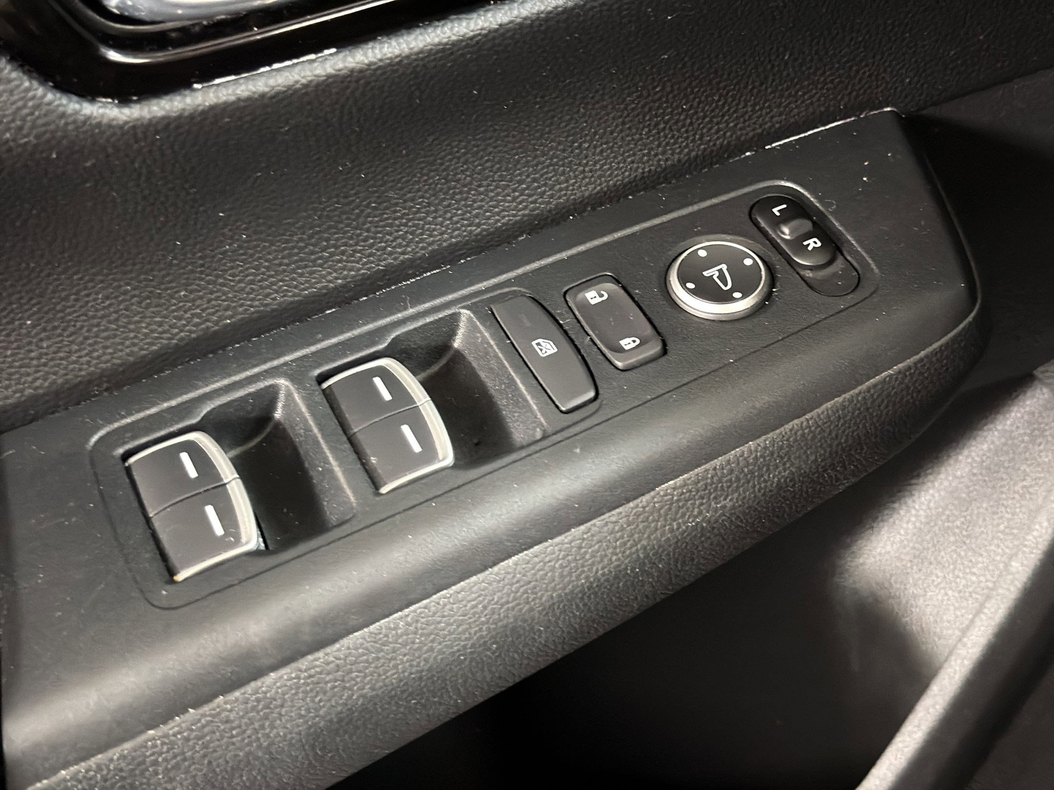 2024 Honda CR-V EX-L - Photo 13