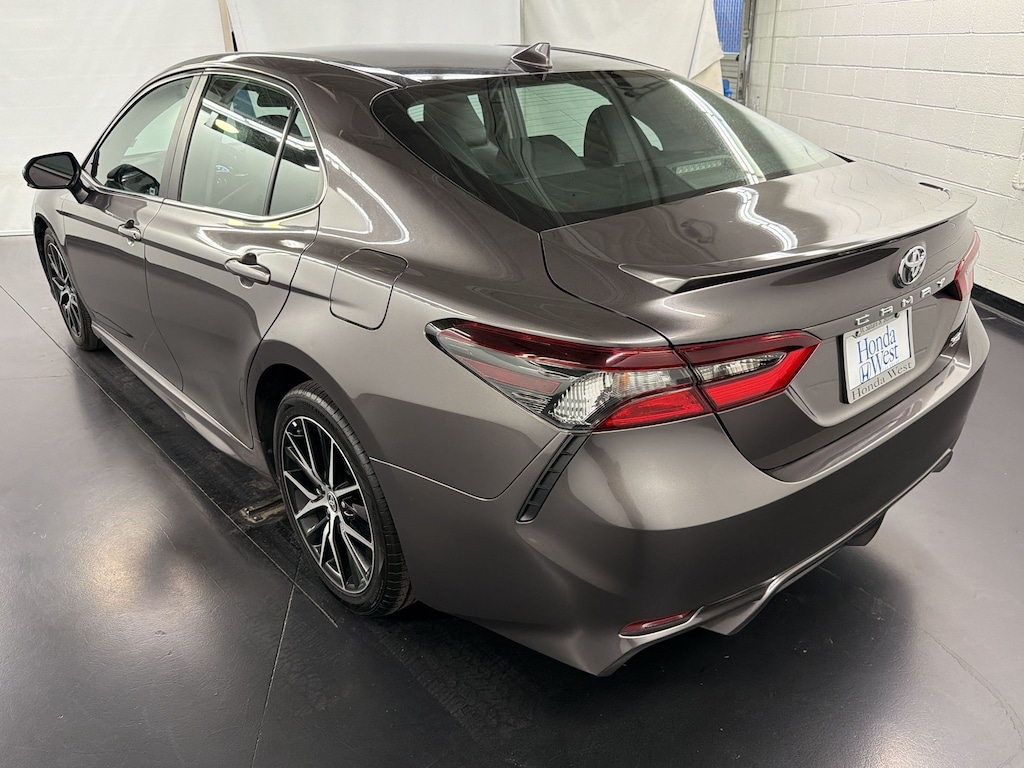 Used 2024 Toyota Camry SE Sedan
