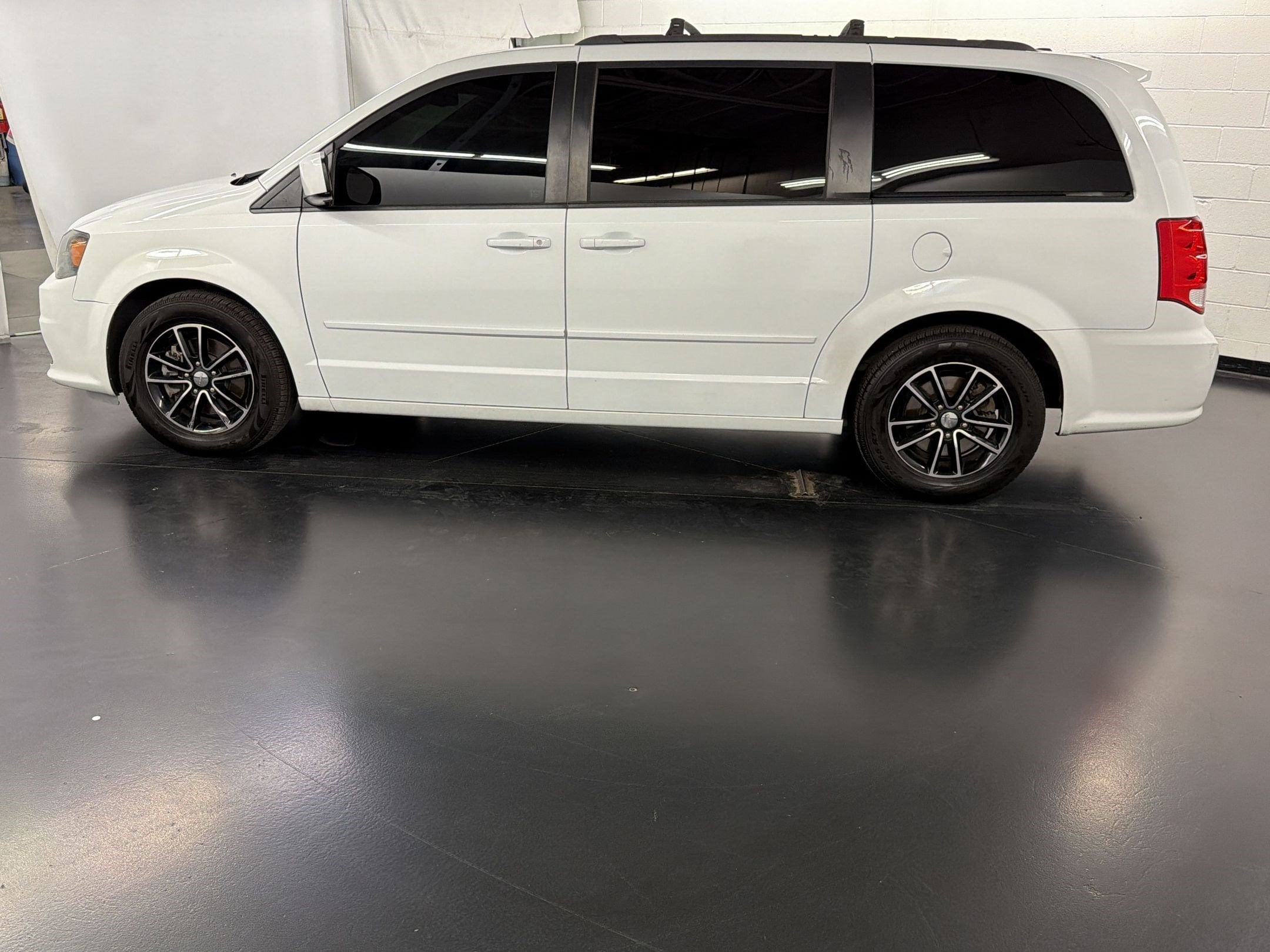 Photo 2