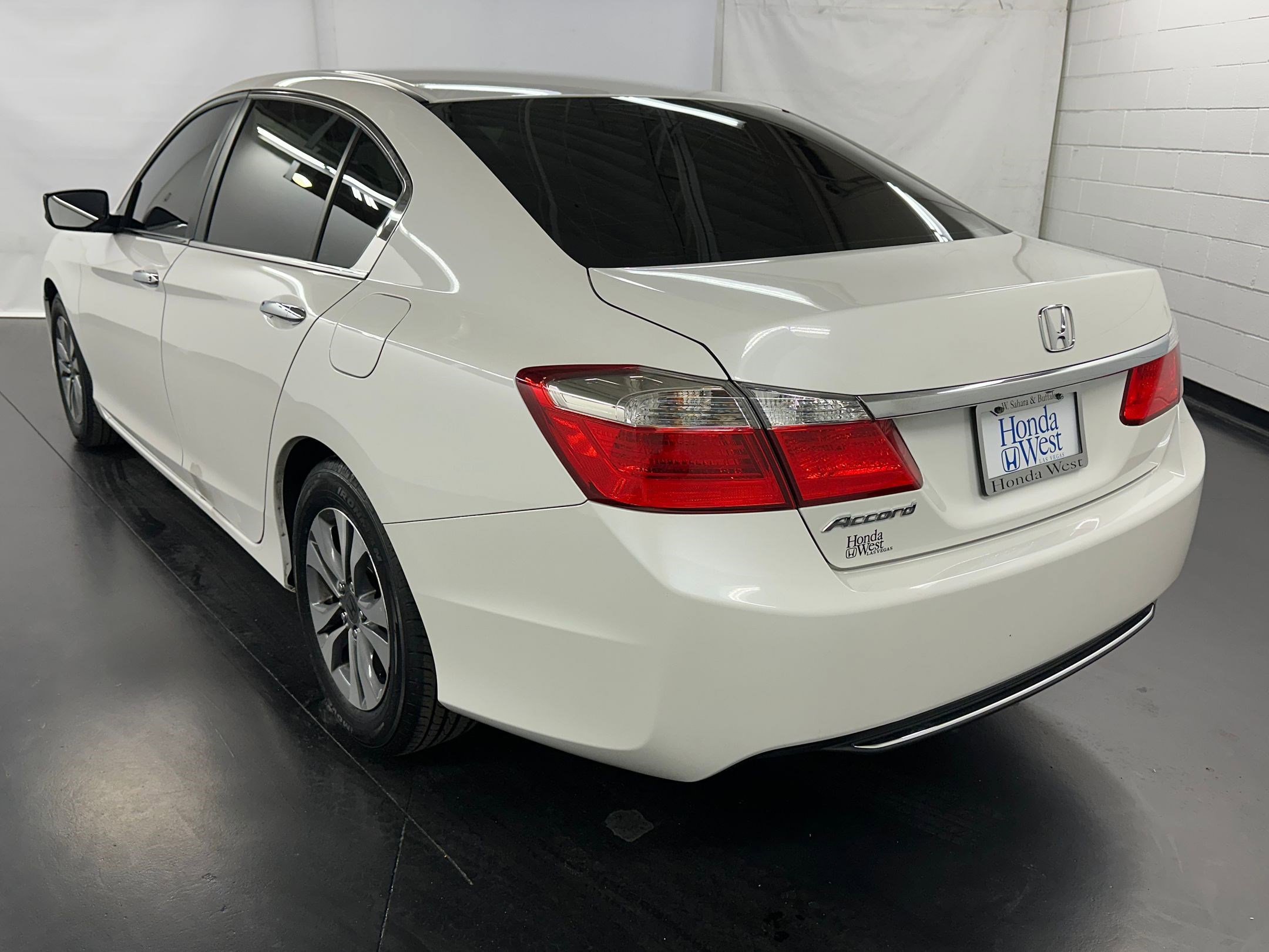 2013 Honda Accord LX photo 2