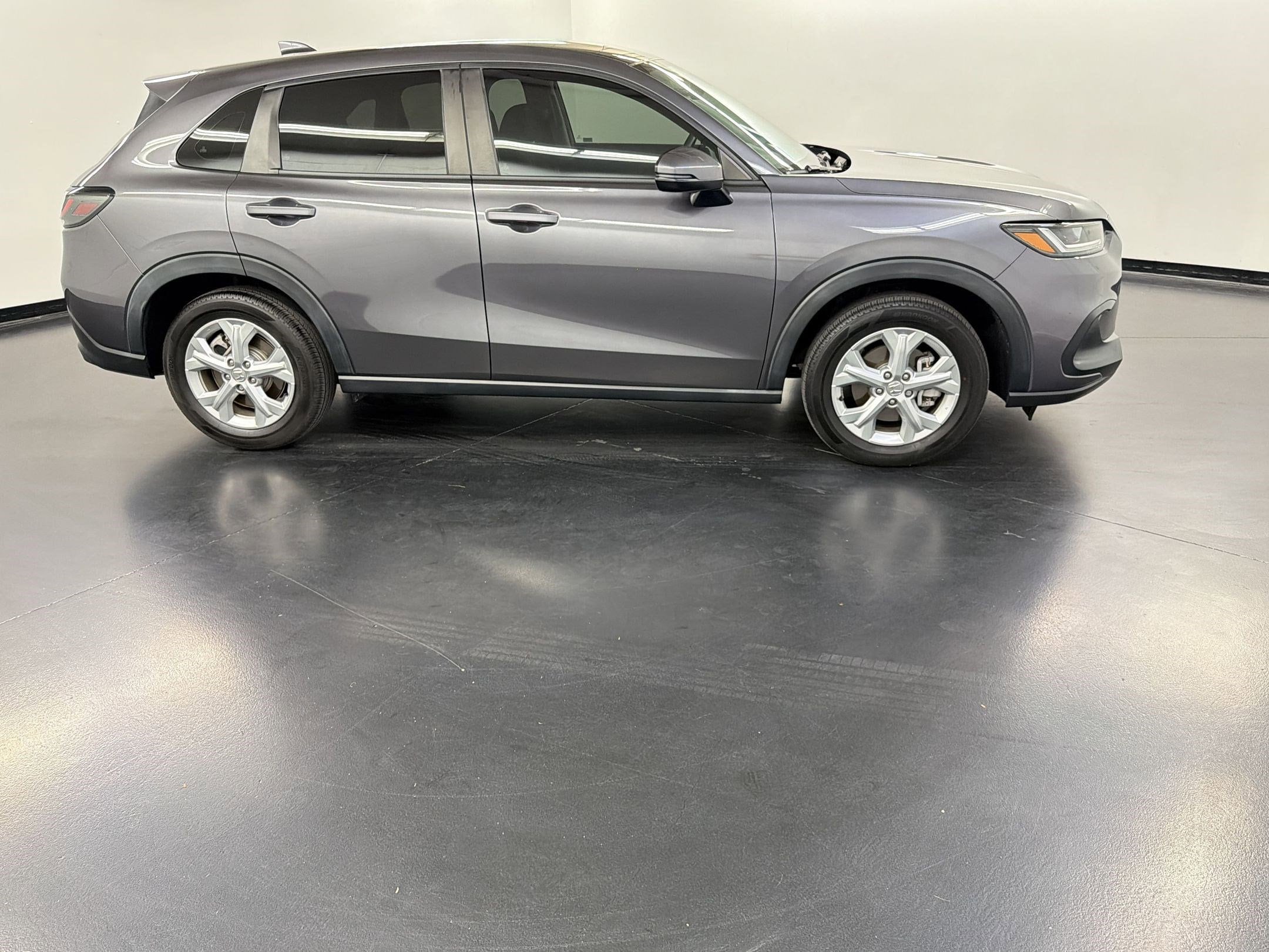 2023 Honda HR-V LX photo 3