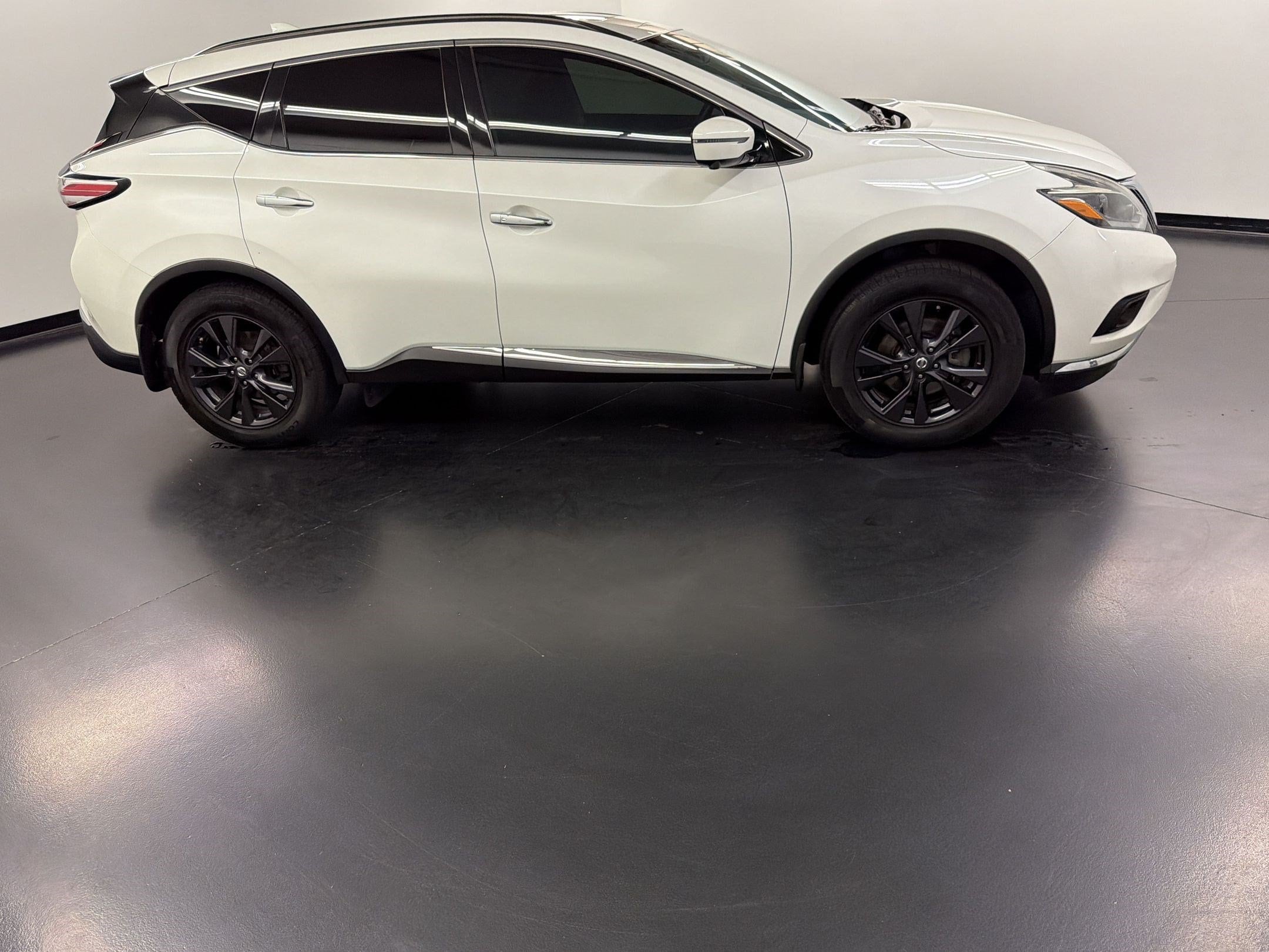 Murano SV SUV