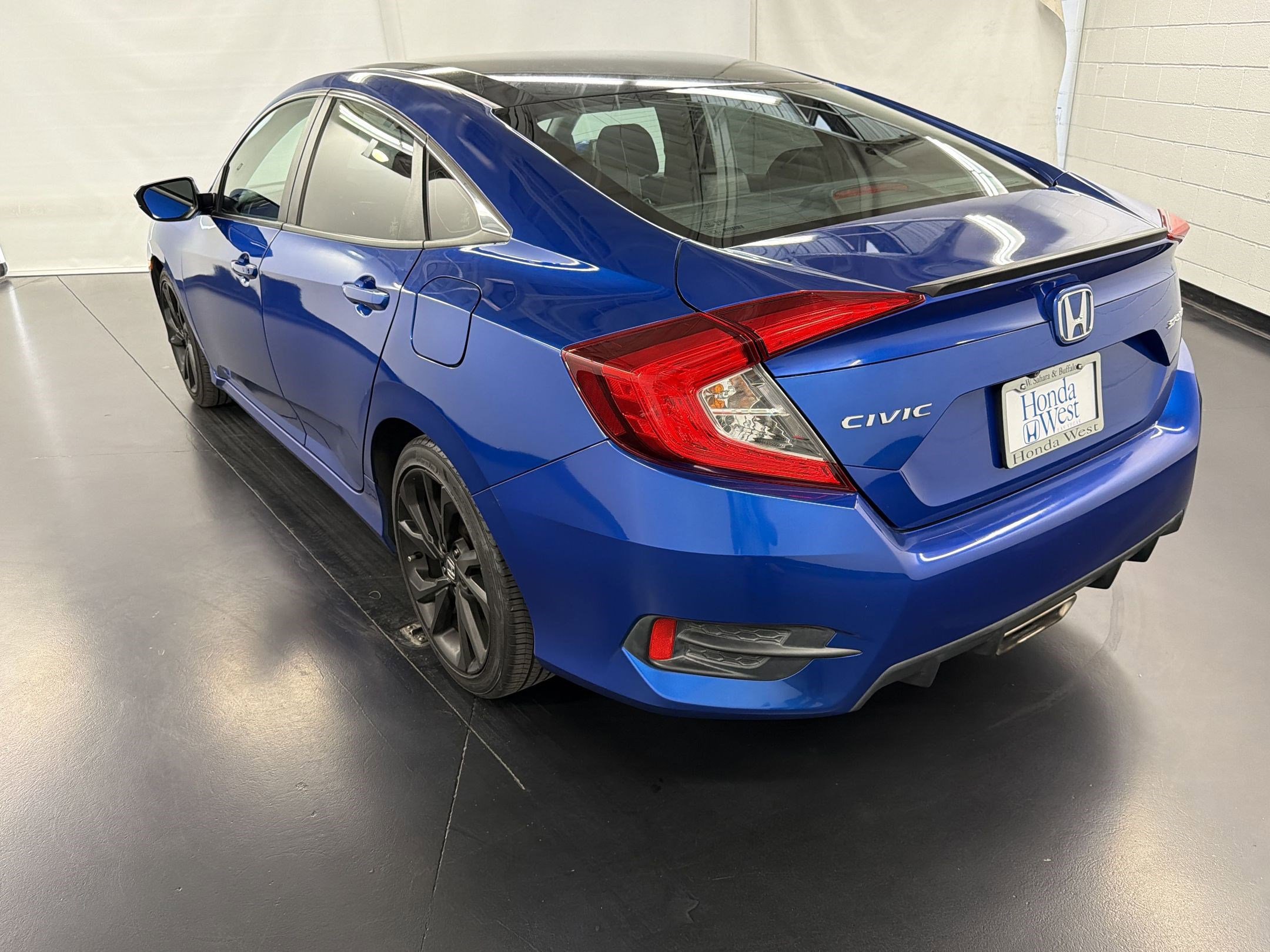 2020 Honda Civic Sport photo 2