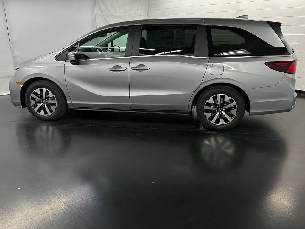 New 2026 Honda Odyssey EX-L Van Passenger
