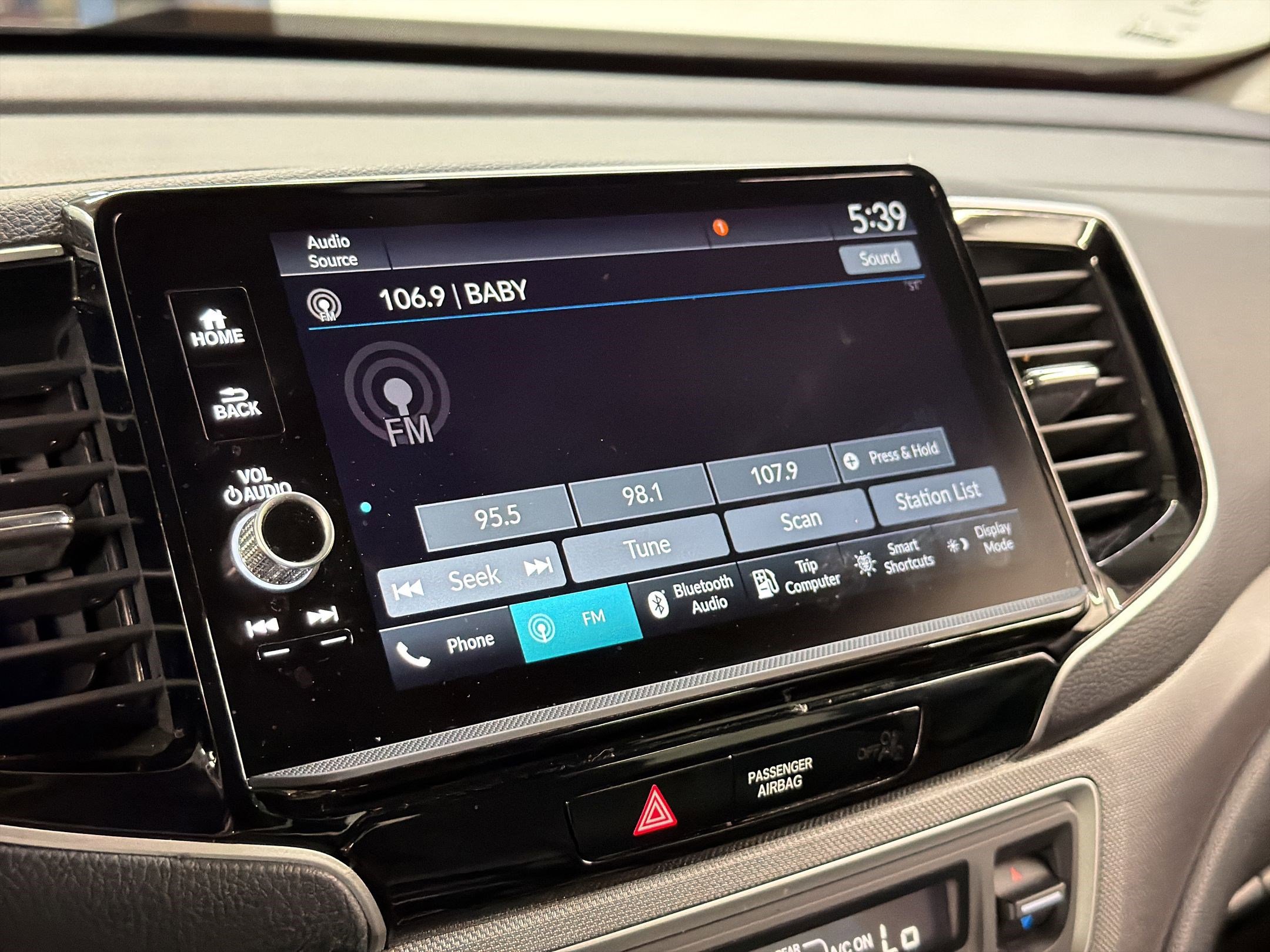 2024 Honda Ridgeline Sport - Photo 22