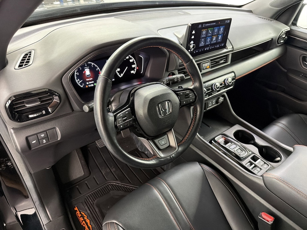 Certified 2025 Honda Pilot TrailSport SUV