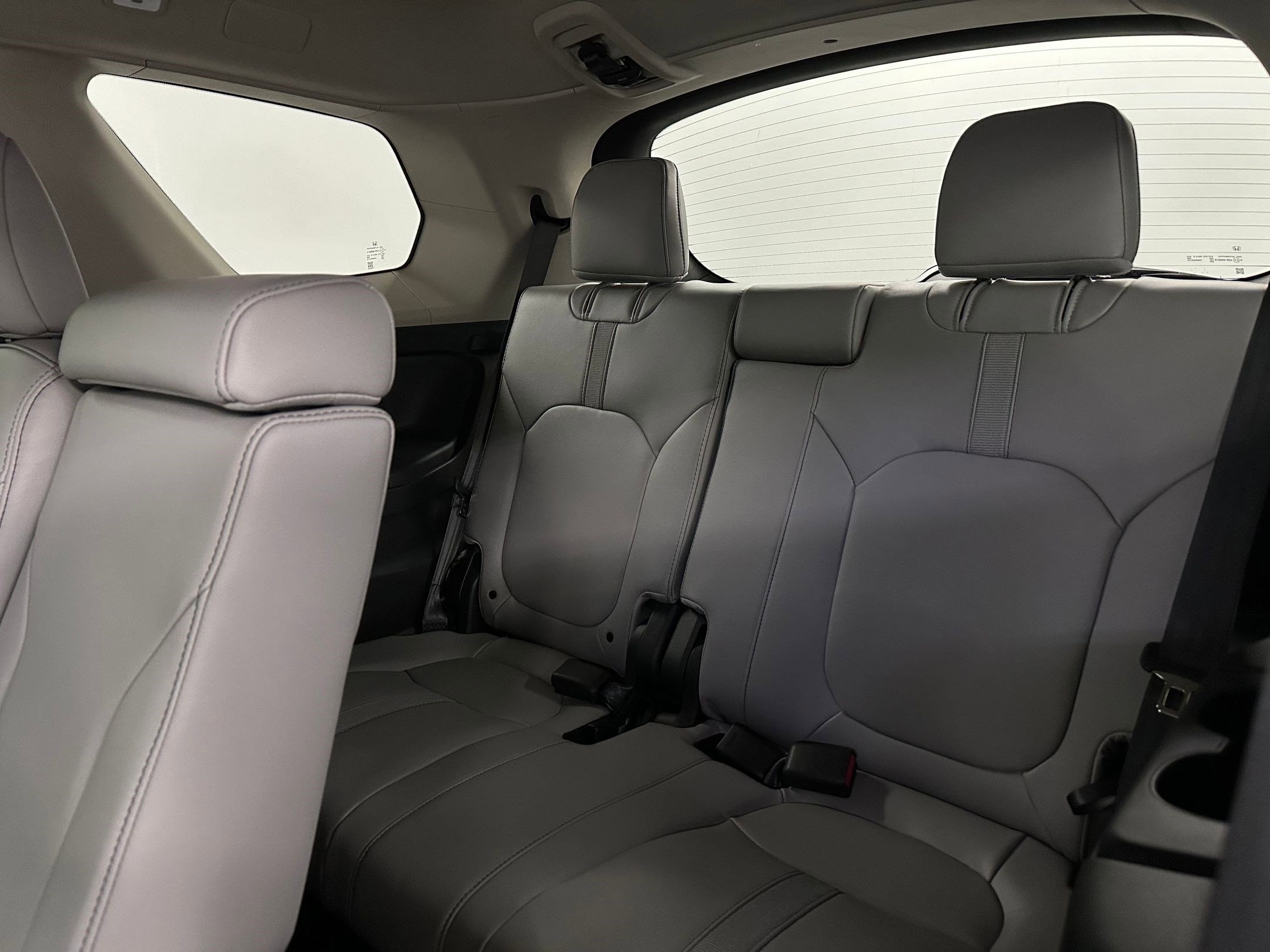 2025 Honda Pilot EX-L - Photo 34
