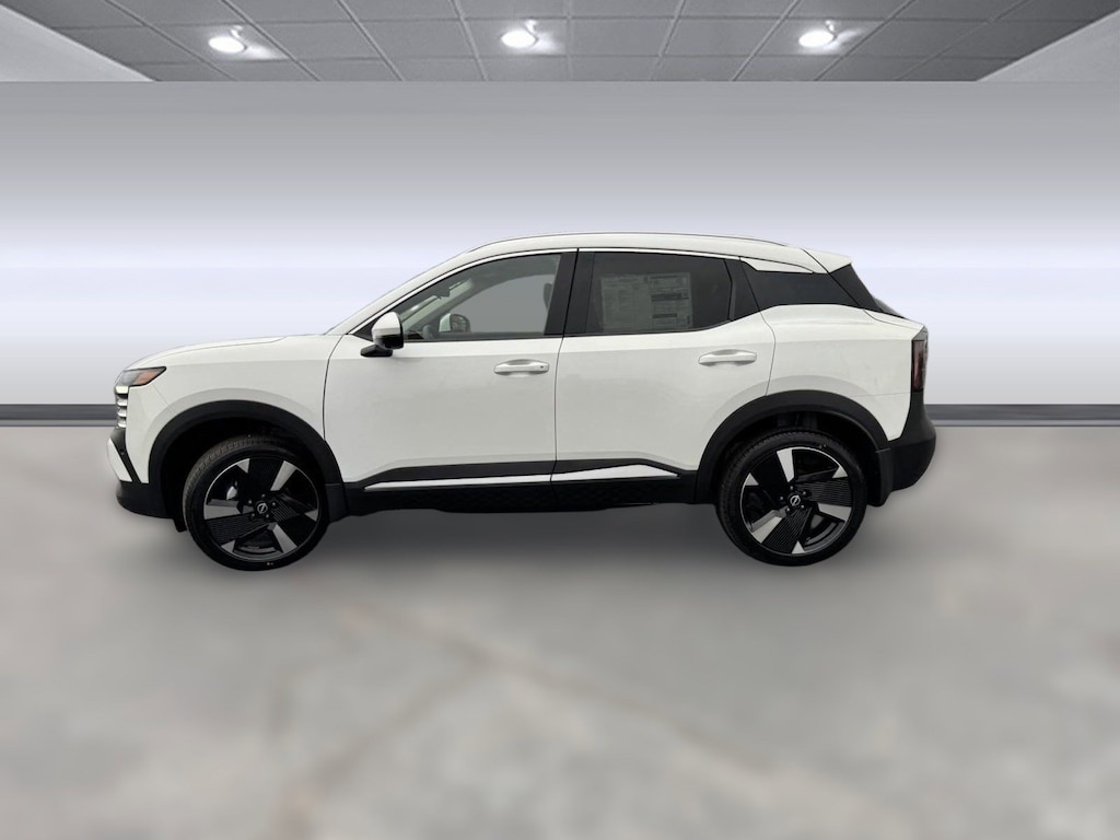 New 2025 Nissan Kicks SR SUV