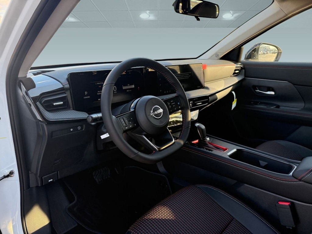 New 2026 Nissan Kicks SR SUV