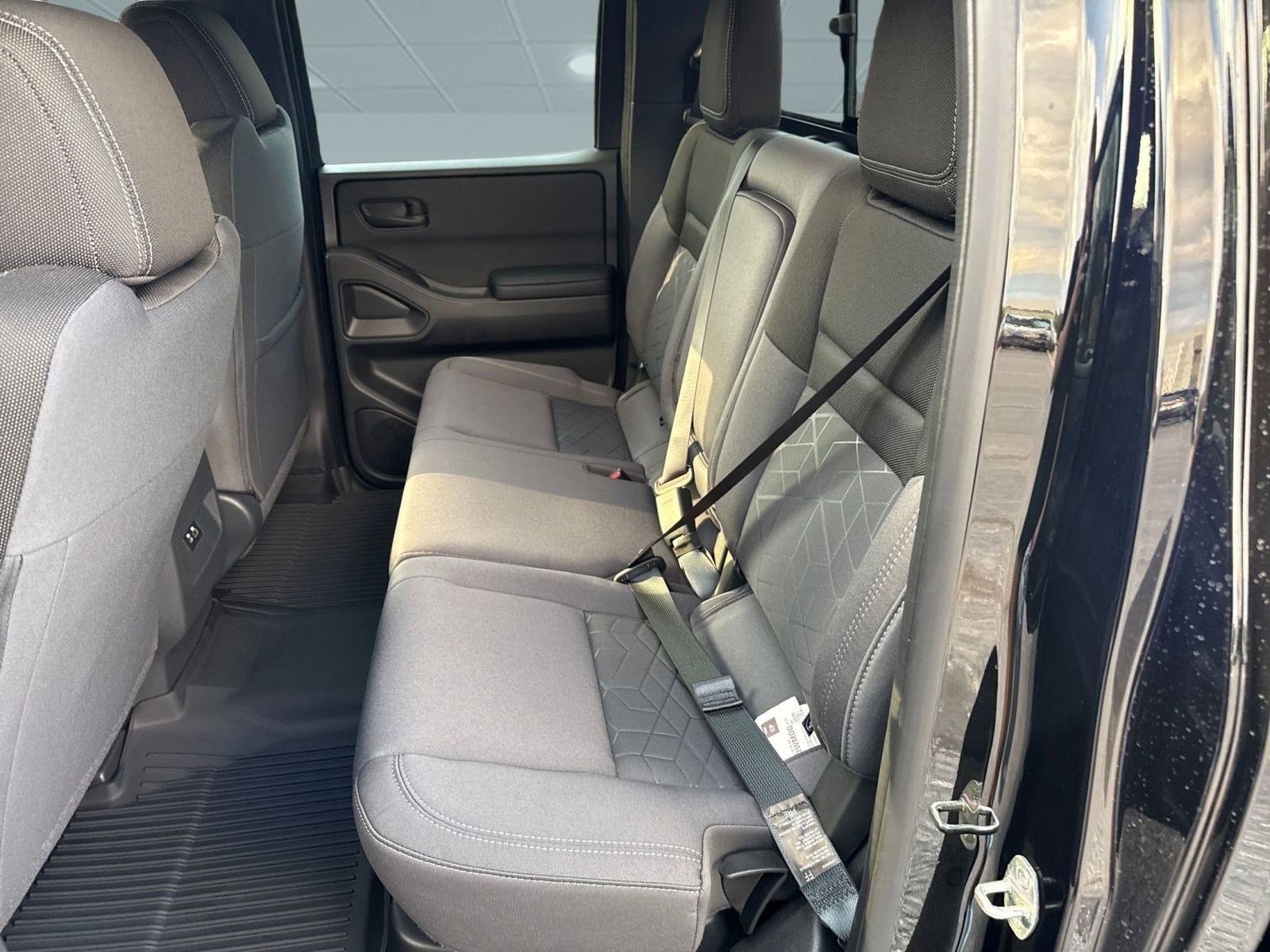 2026 Nissan Frontier SV - Photo 13