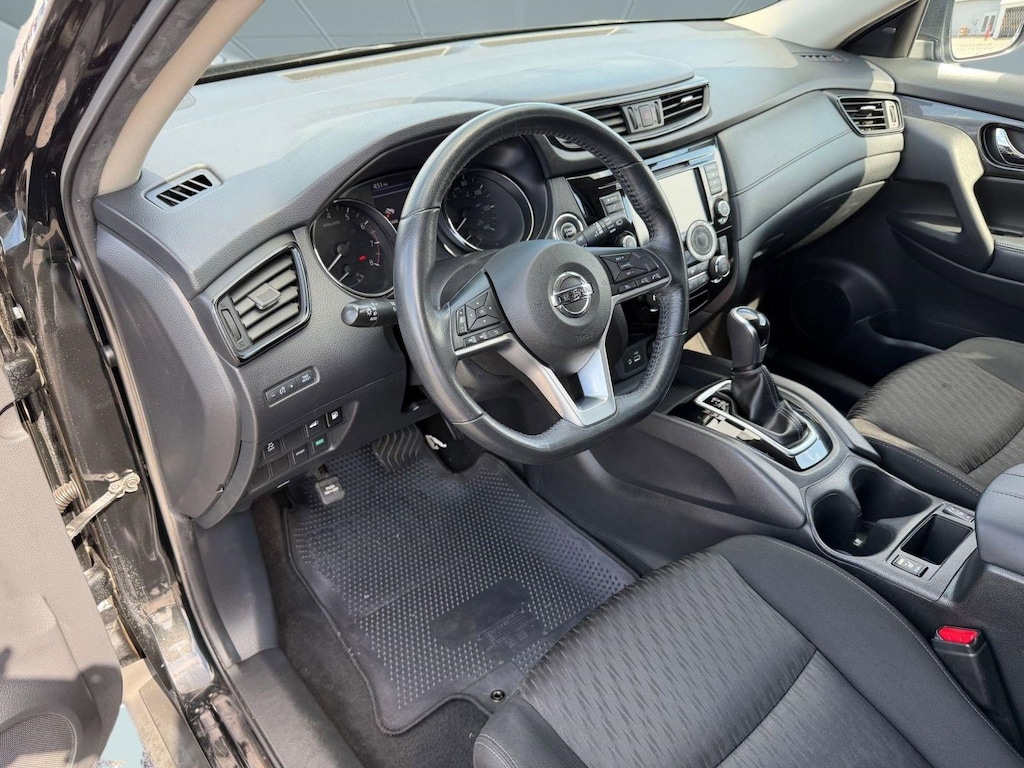 Certified 2018 Nissan Rogue SV SUV