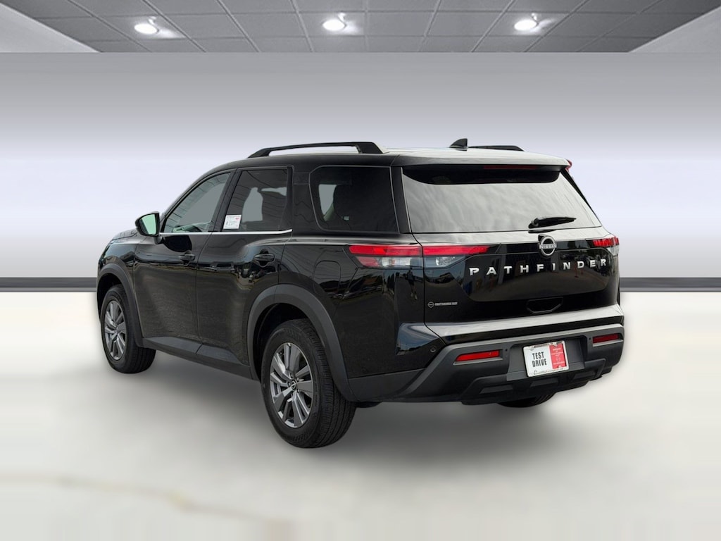 Used 2025 Nissan Pathfinder SV SUV