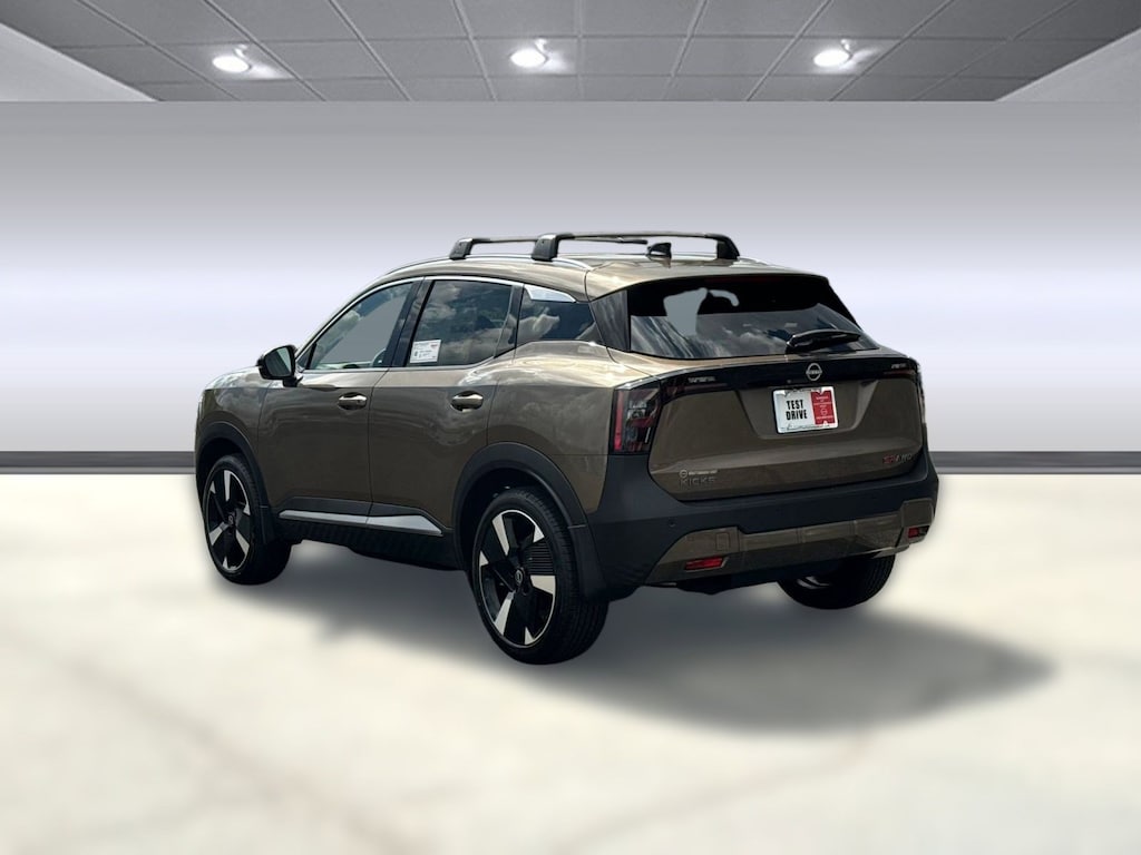 New 2026 Nissan Kicks SR SUV