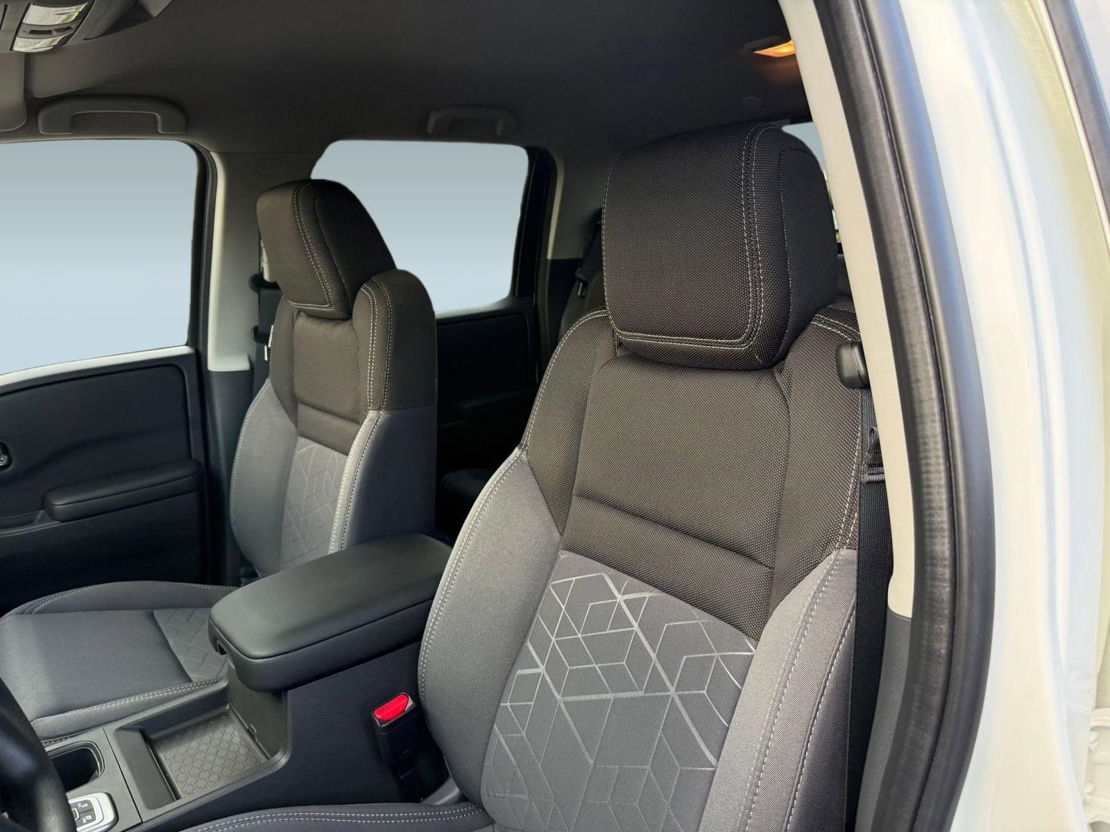 2026 Nissan Frontier SV - Photo 27