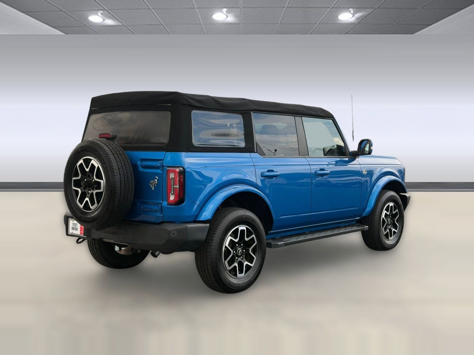 2023 Ford Bronco 4-Door Outer Banks - Photo 9