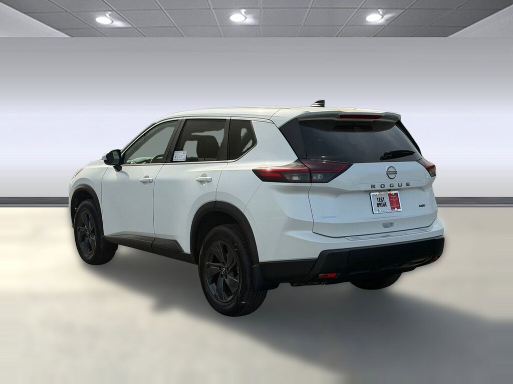 New 2026 Nissan Rogue SV SUV