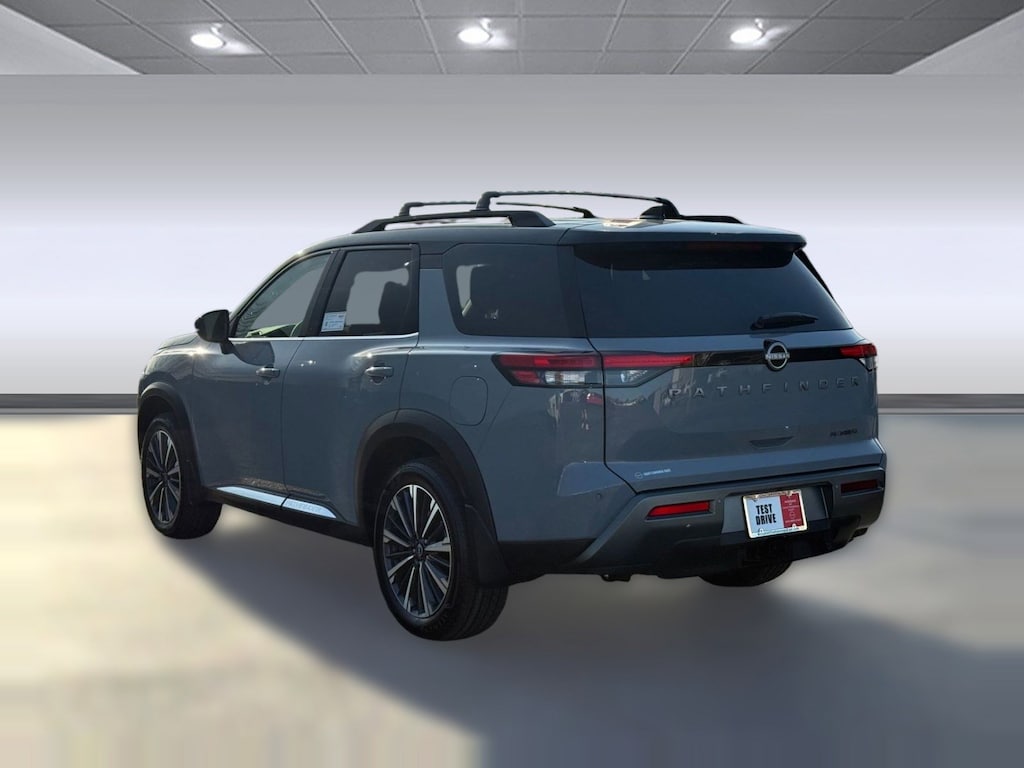 New 2026 Nissan Pathfinder Platinum SUV