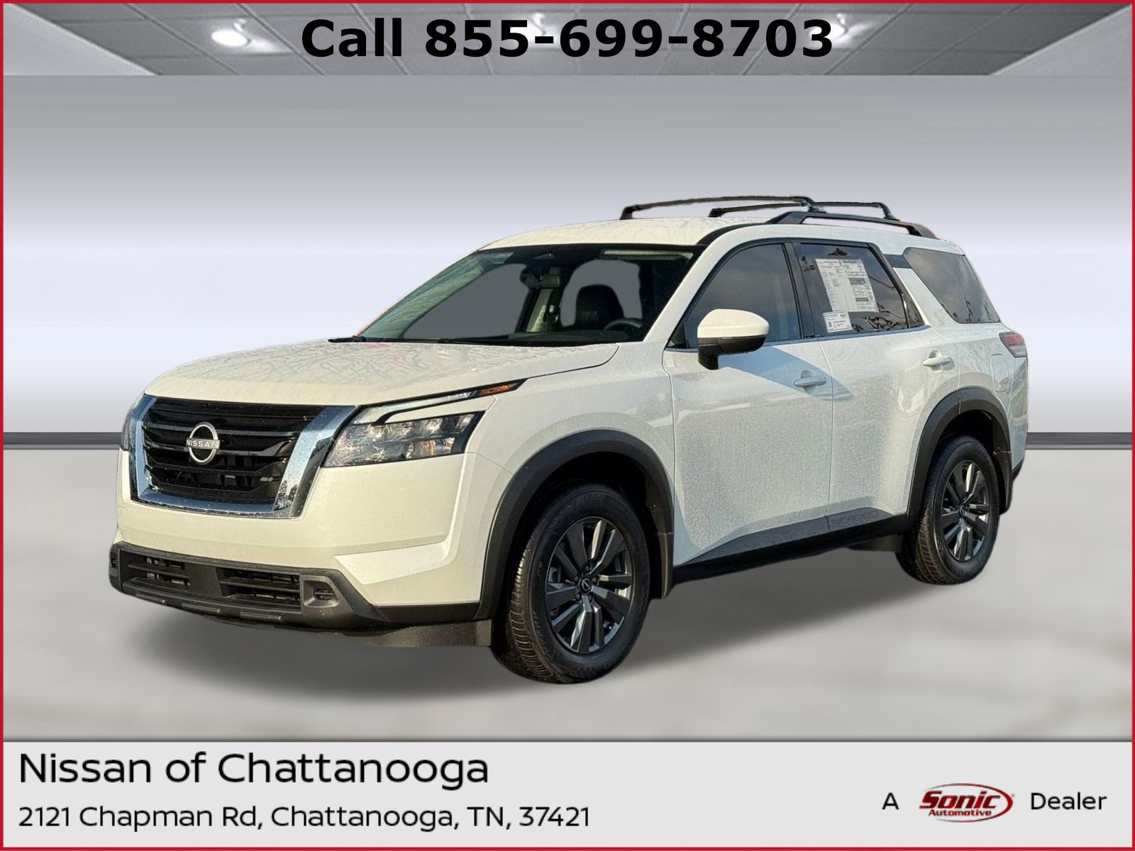 2025 Nissan Pathfinder SV's photo