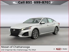 2025 Nissan Altima SL Sedan