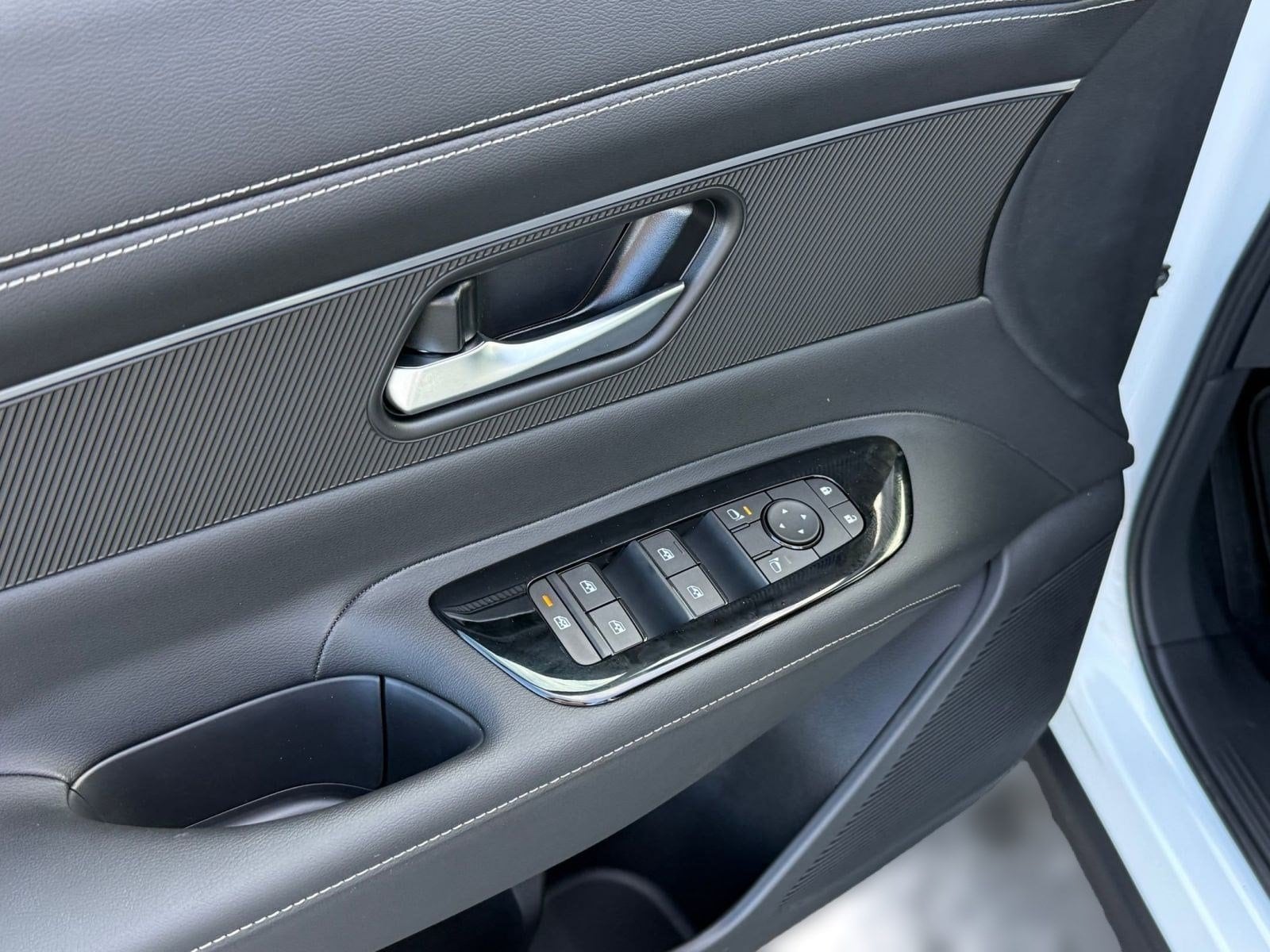 2026 Nissan Murano SV - Photo 24
