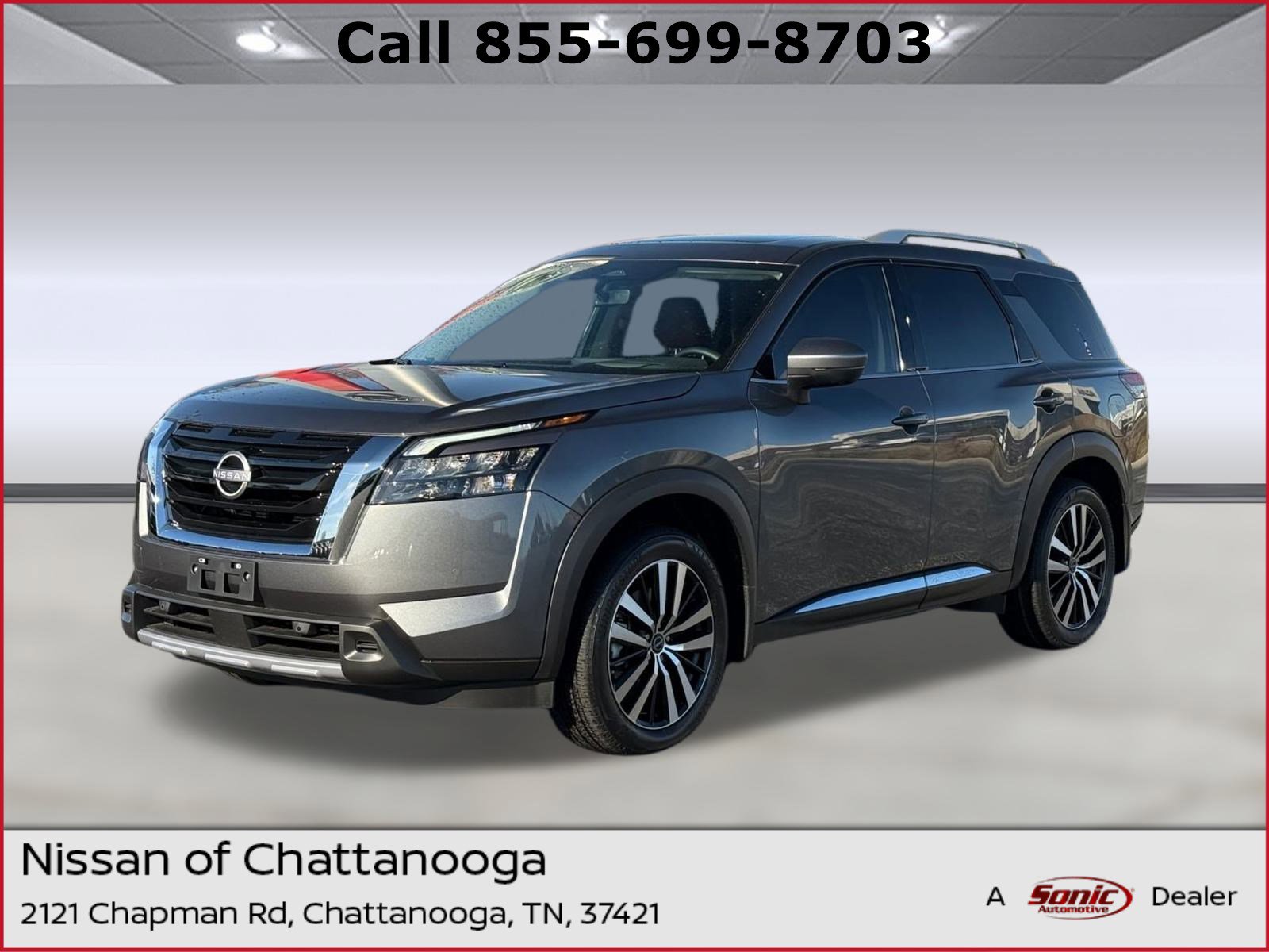 2025 Nissan Pathfinder Platinum's photo