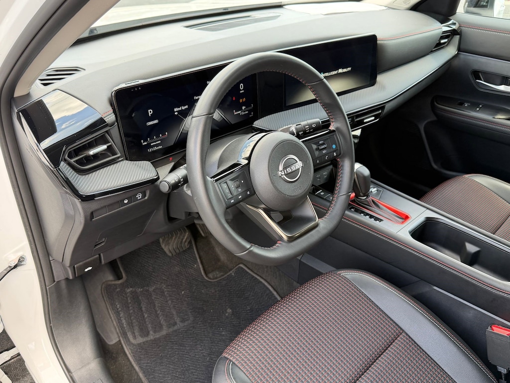 Certified 2025 Nissan Kicks SR SUV