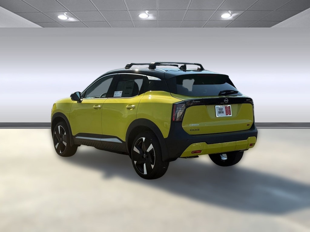 New 2026 Nissan Kicks SR SUV