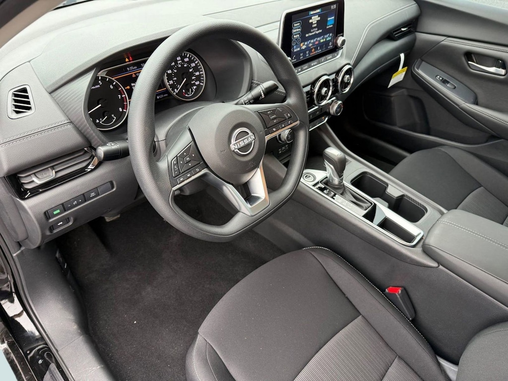 New 2025 Nissan Sentra SV Sedan