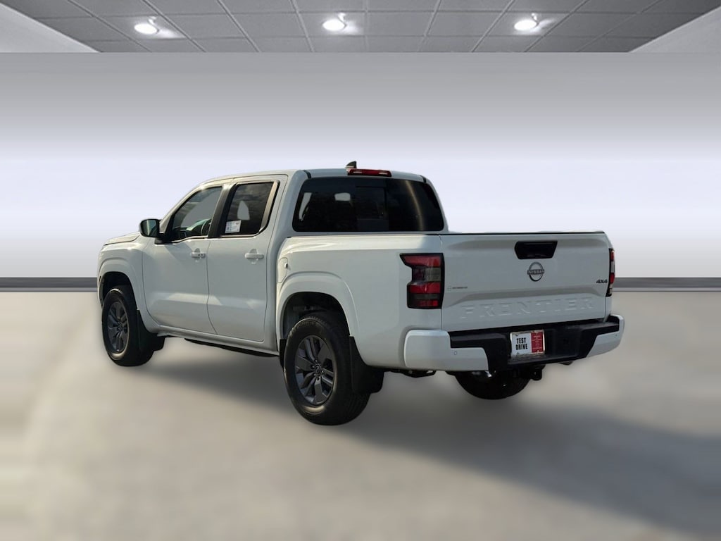 New 2026 Nissan Frontier SV Truck Crew Cab