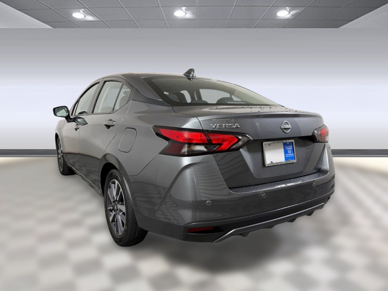 Versa 1.6 SV Sedan