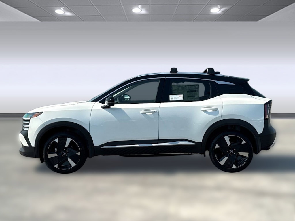 New 2026 Nissan Kicks SR SUV