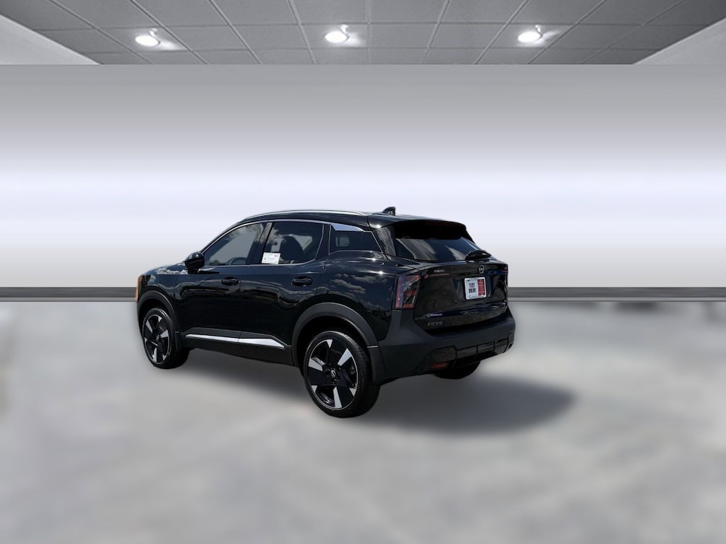 New 2025 Nissan Kicks SR SUV